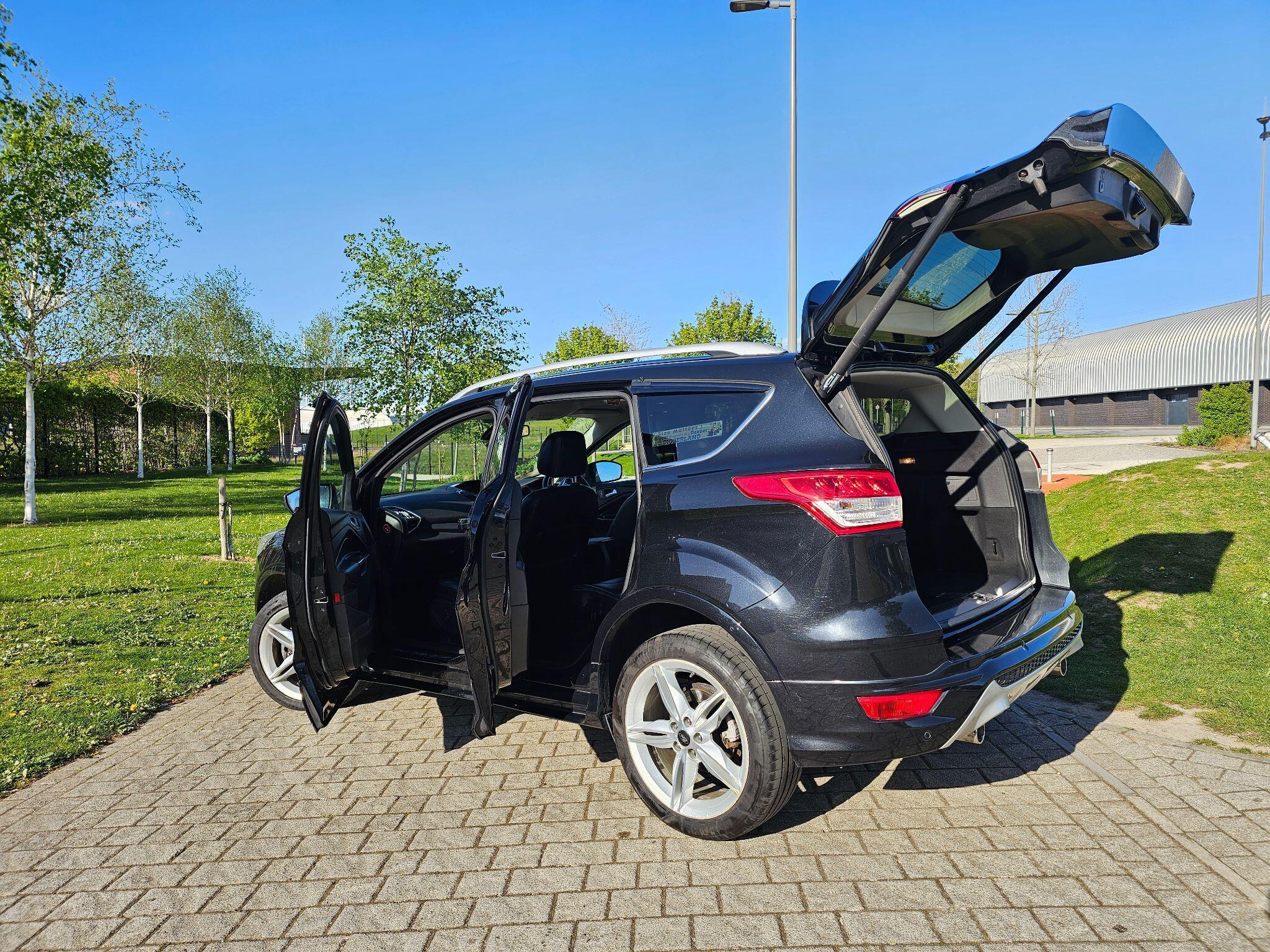 Ford Kuga - Image 14