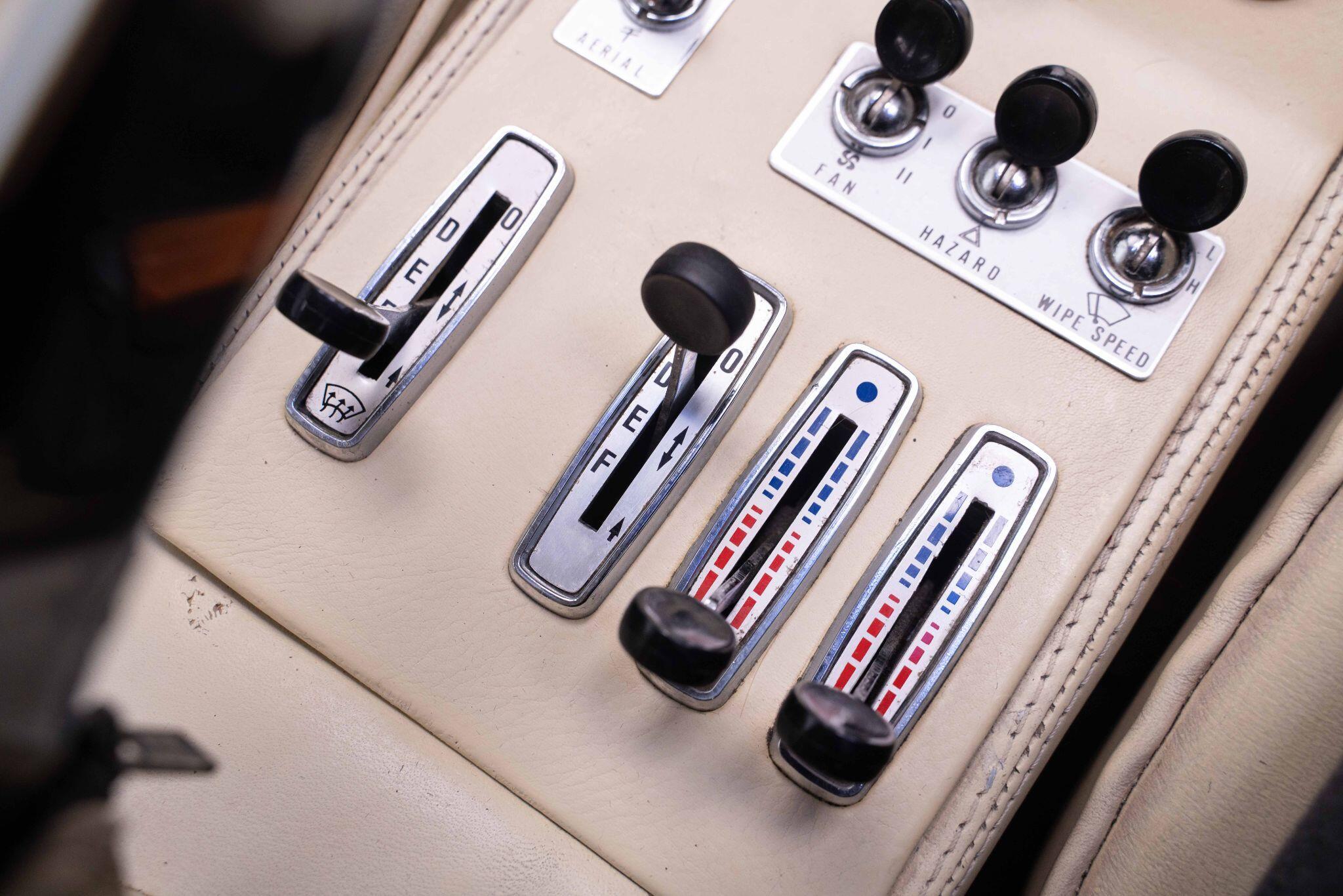 Ferrari 308 - Image 5