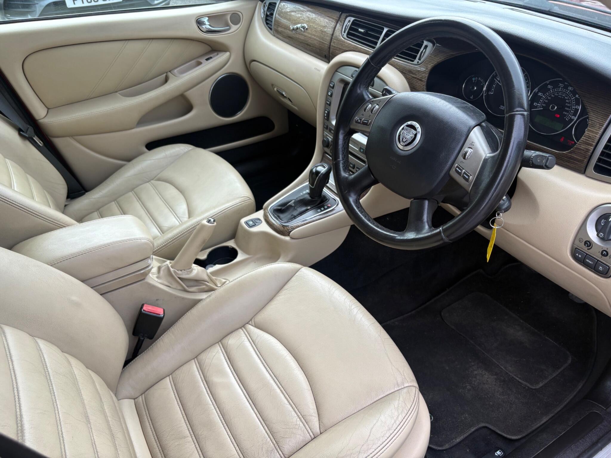 Jaguar X-TYPE - Image 3