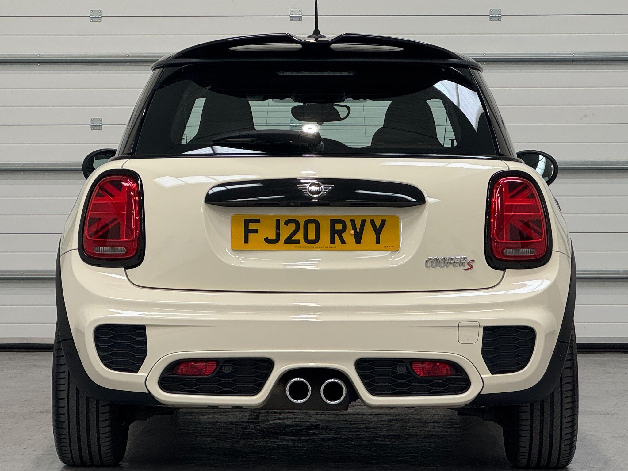 MINI Hatch - Image 13