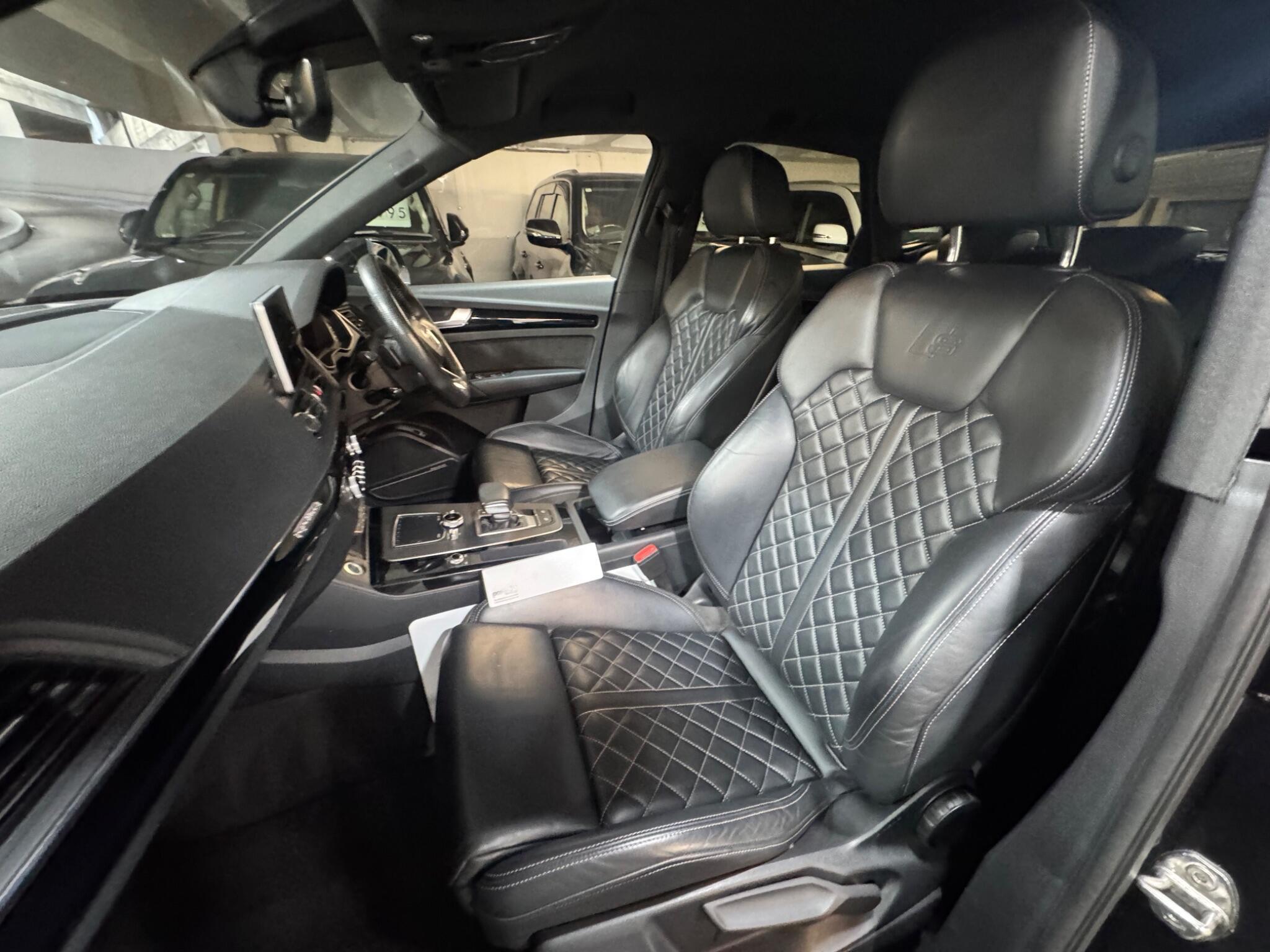 Audi Q5 - Image 10