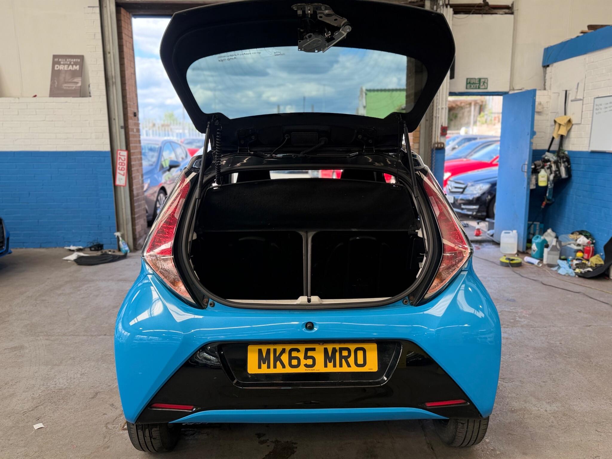 Toyota Aygo - Image 37