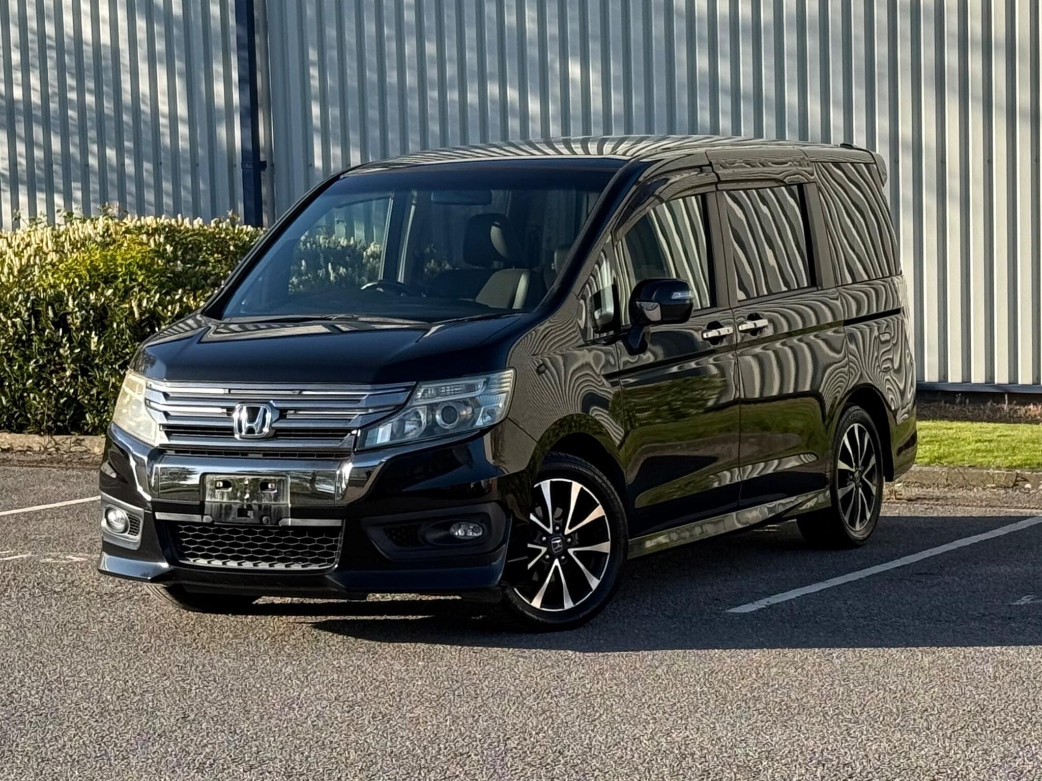 Honda Stepwagon - Image 5