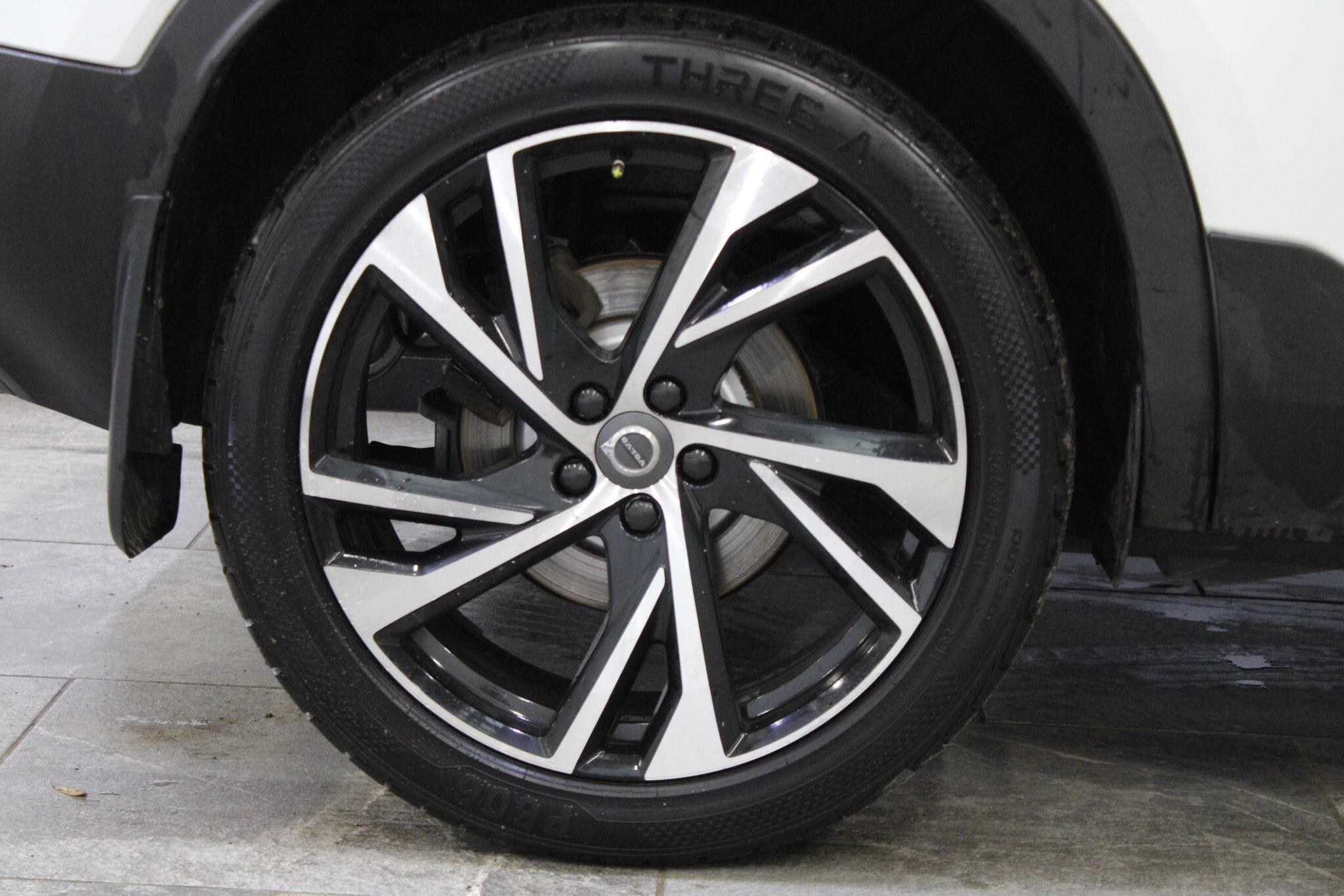 Volvo XC40 - Image 11