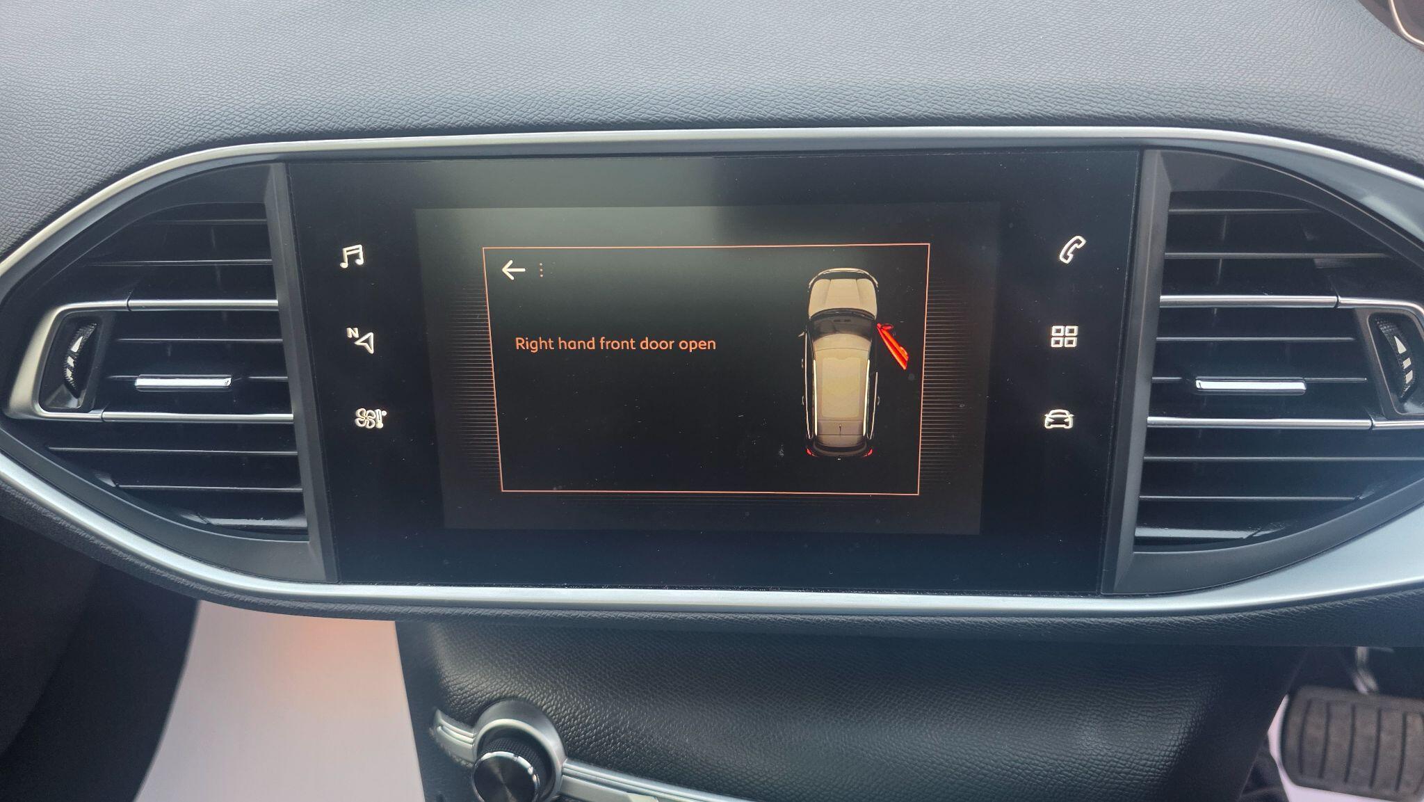 Peugeot 308 SW - Image 33