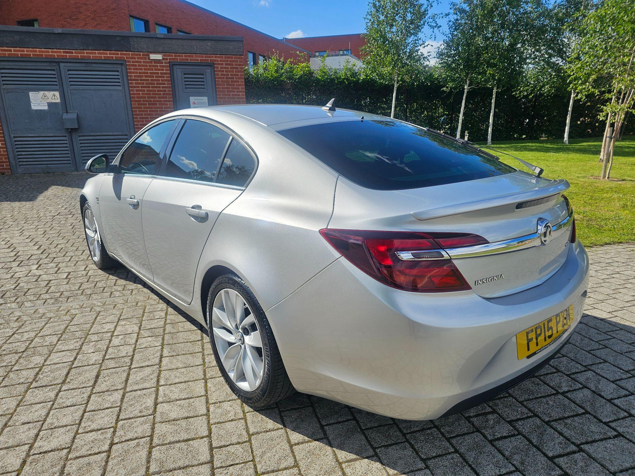 Vauxhall Insignia - Image 14