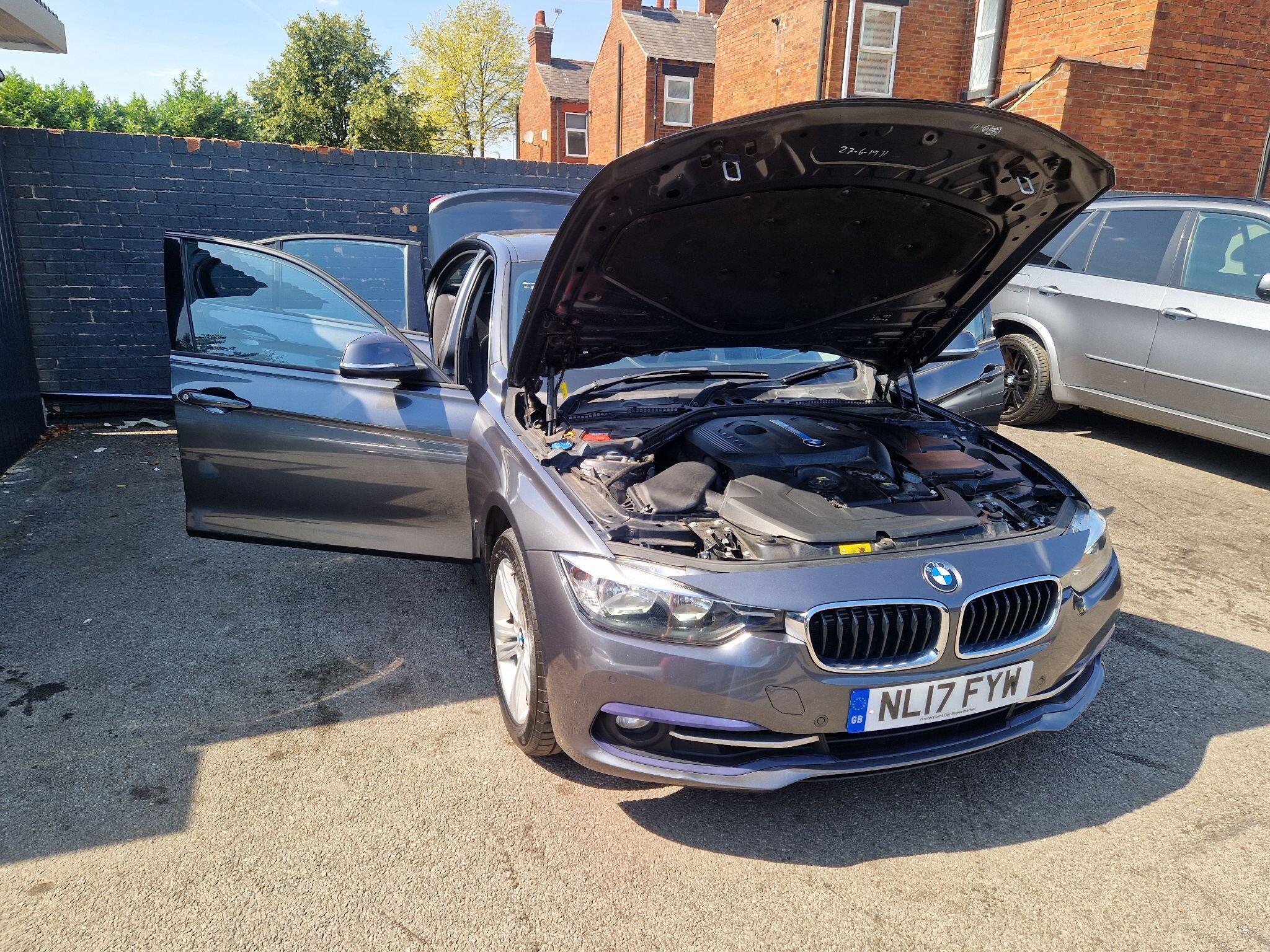 BMW 3 Series - Image 12