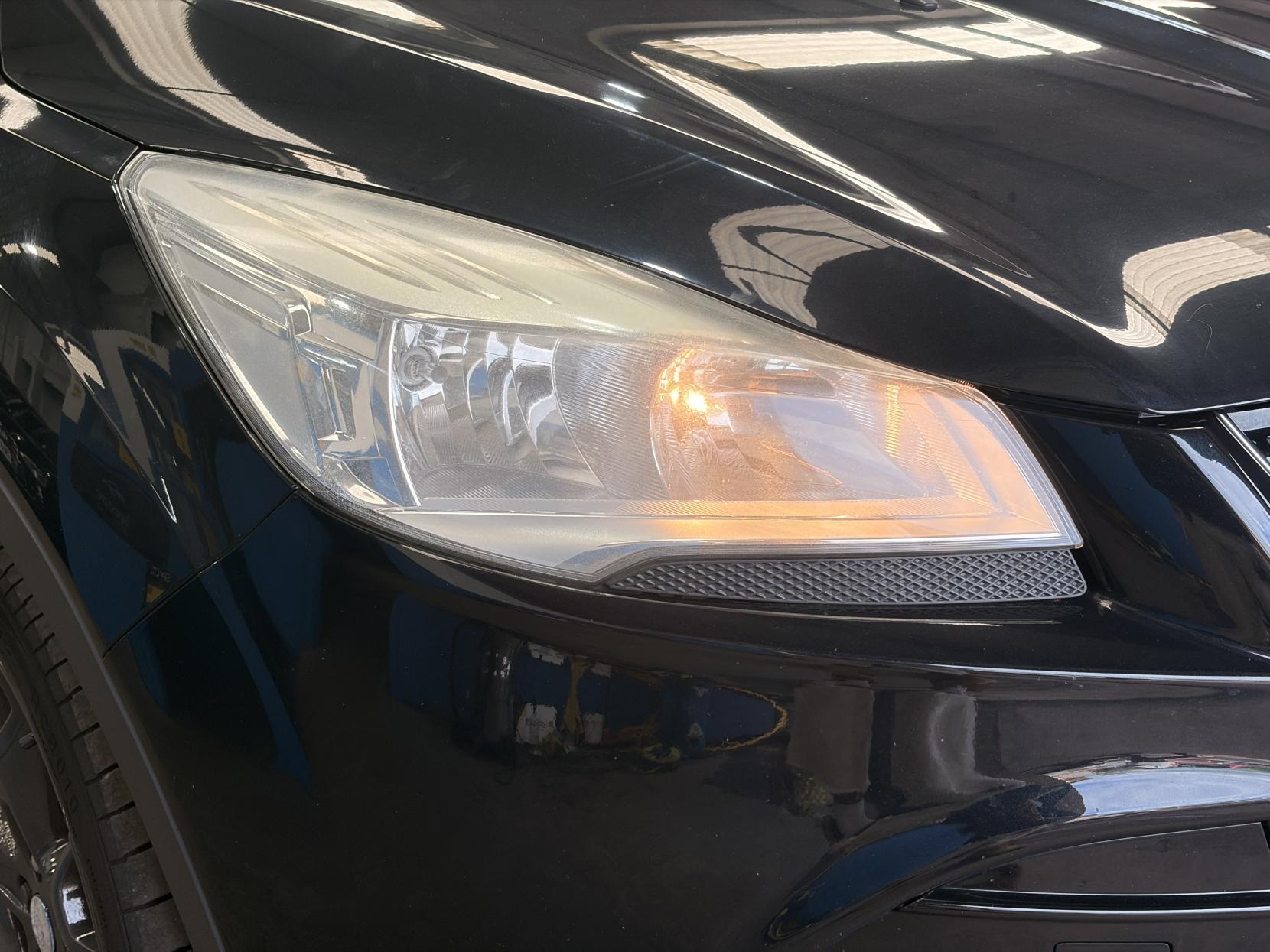 Ford Kuga - Image 10