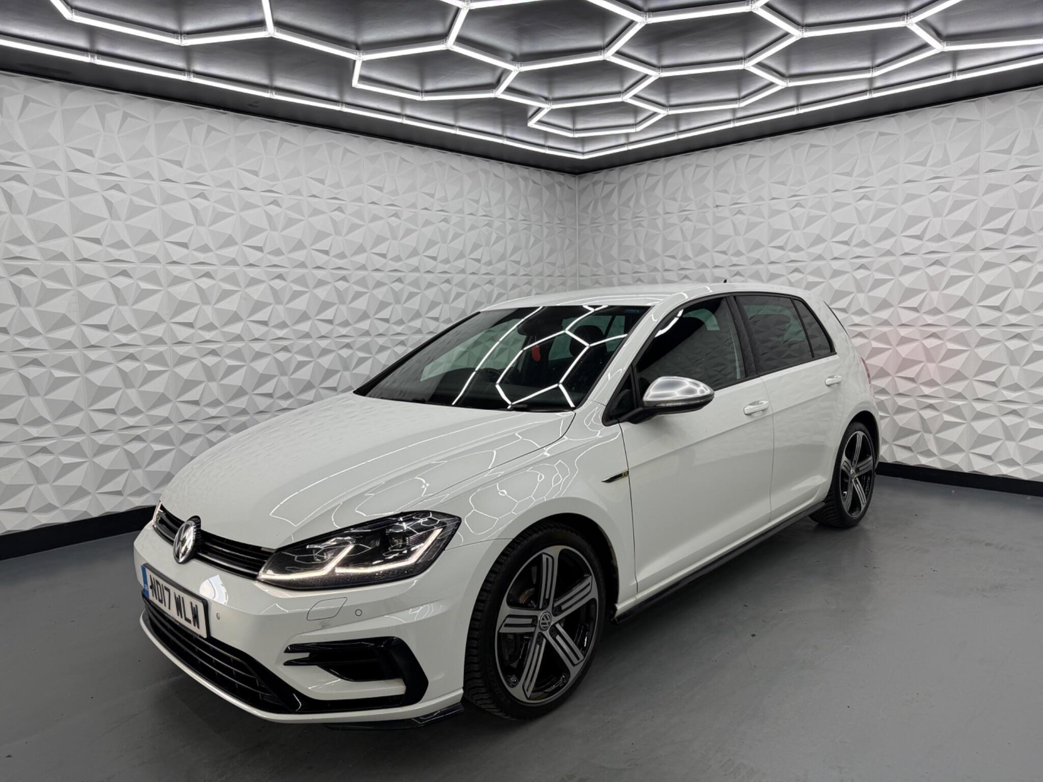 Volkswagen Golf - Image 6