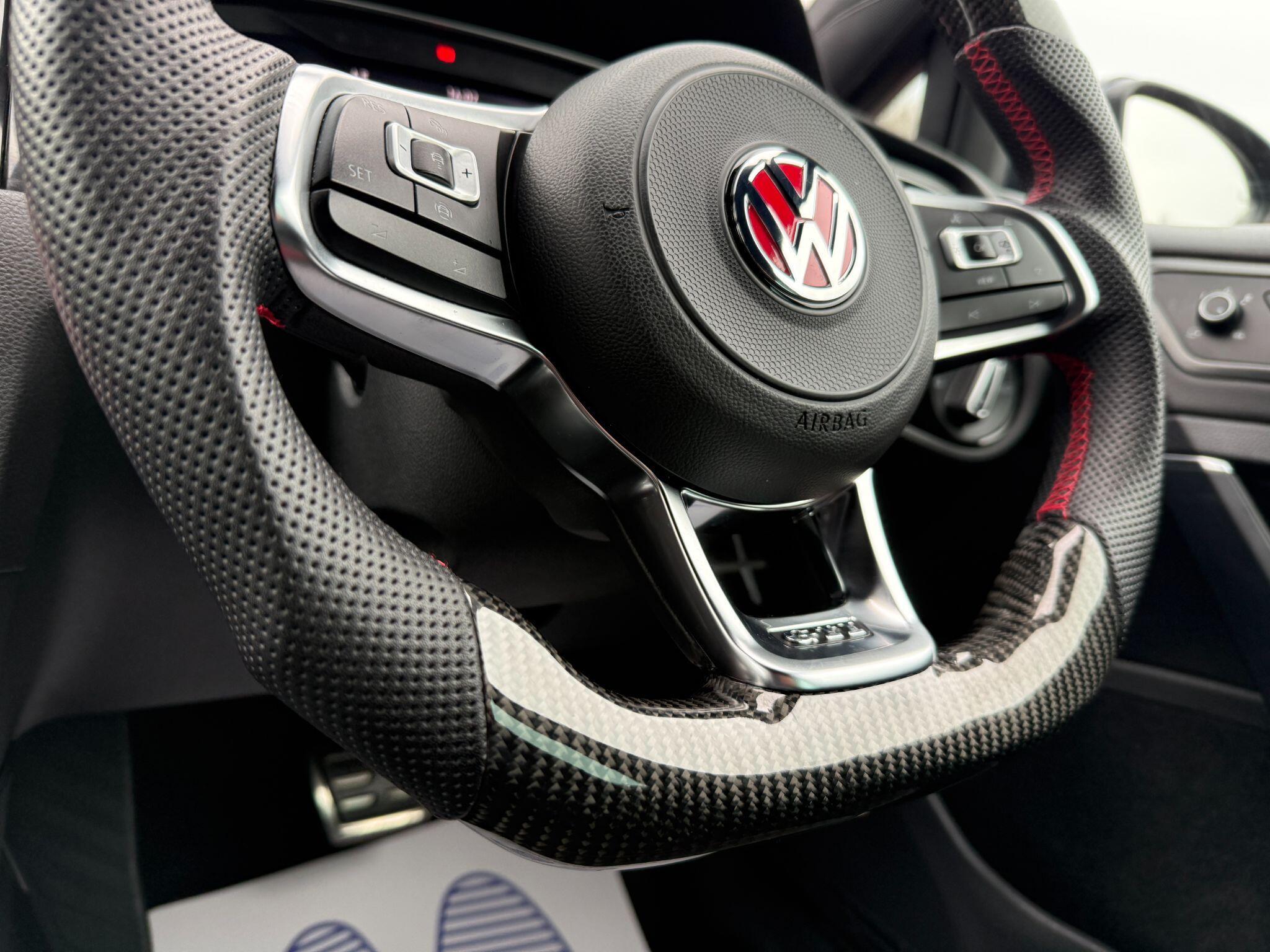 Volkswagen Golf - Image 41