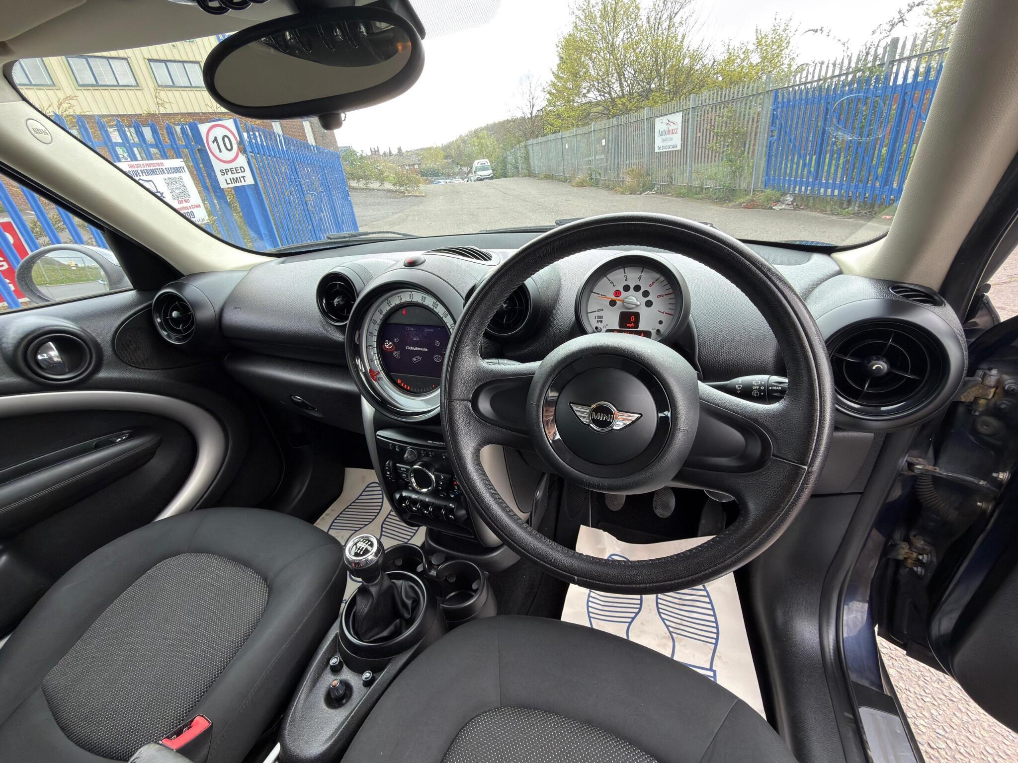 MINI Countryman - Image 23