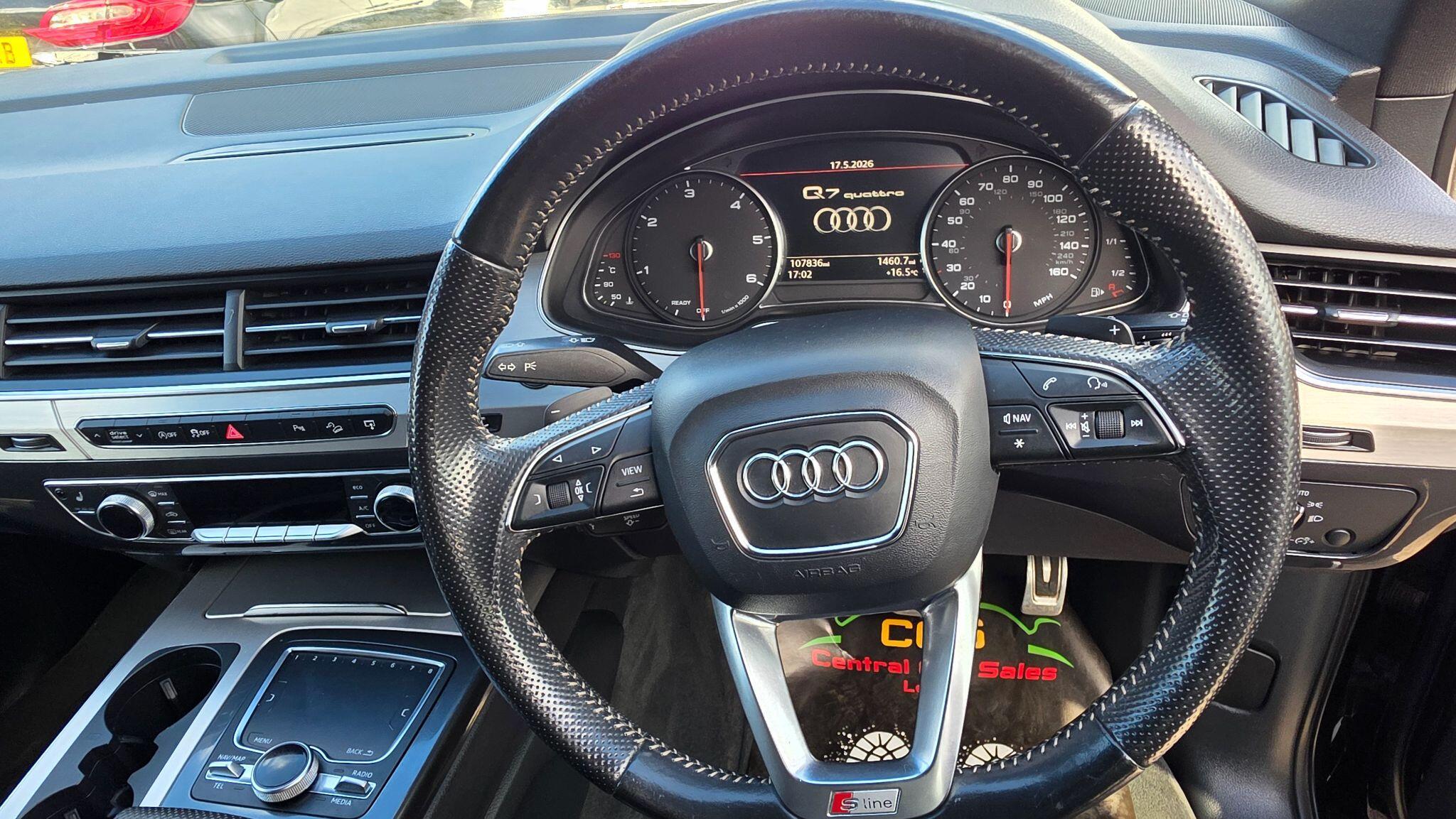 Audi Q7 - Image 26