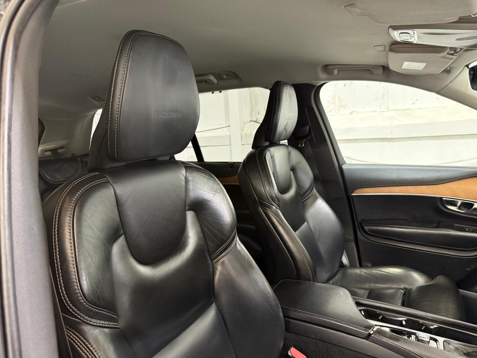 Volvo XC90 - Image 28
