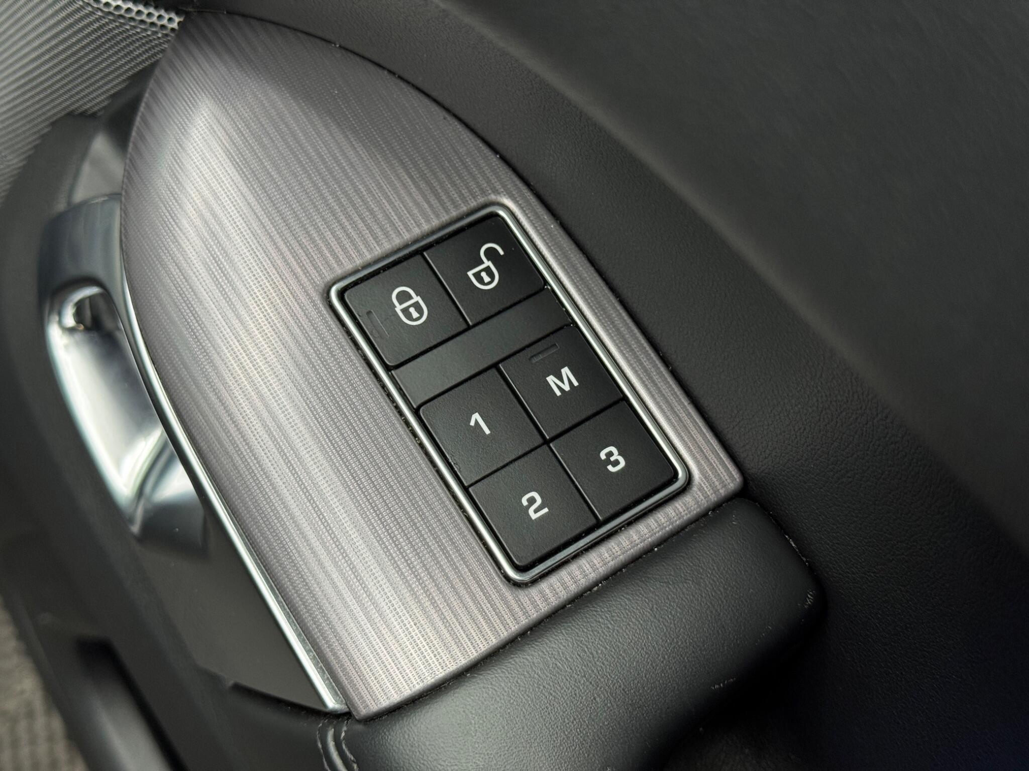 Land Rover RANGE ROVER SPORT - Image 44