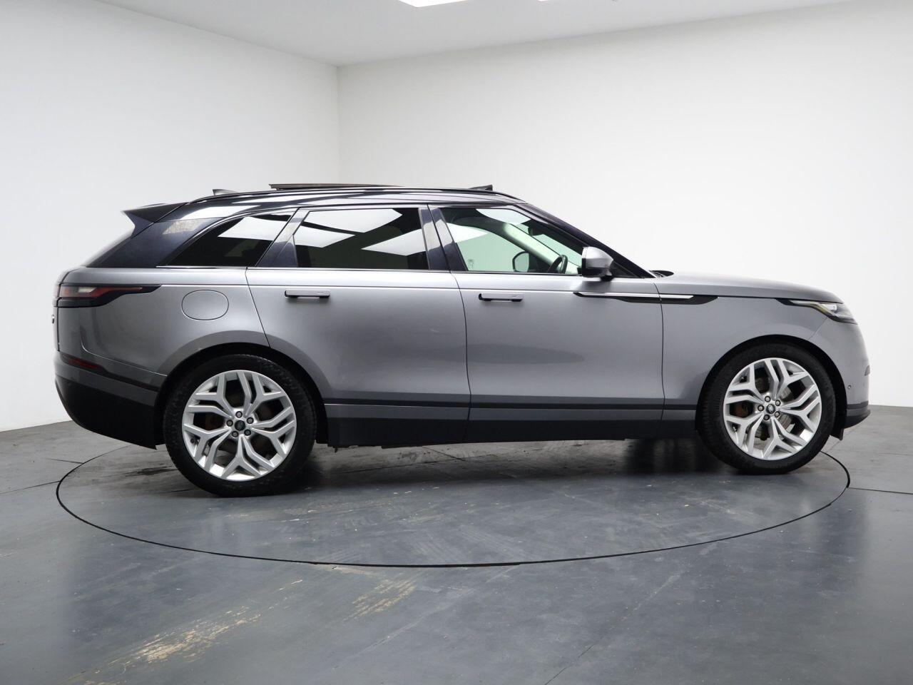 Land Rover Range Rover Velar - Image 14