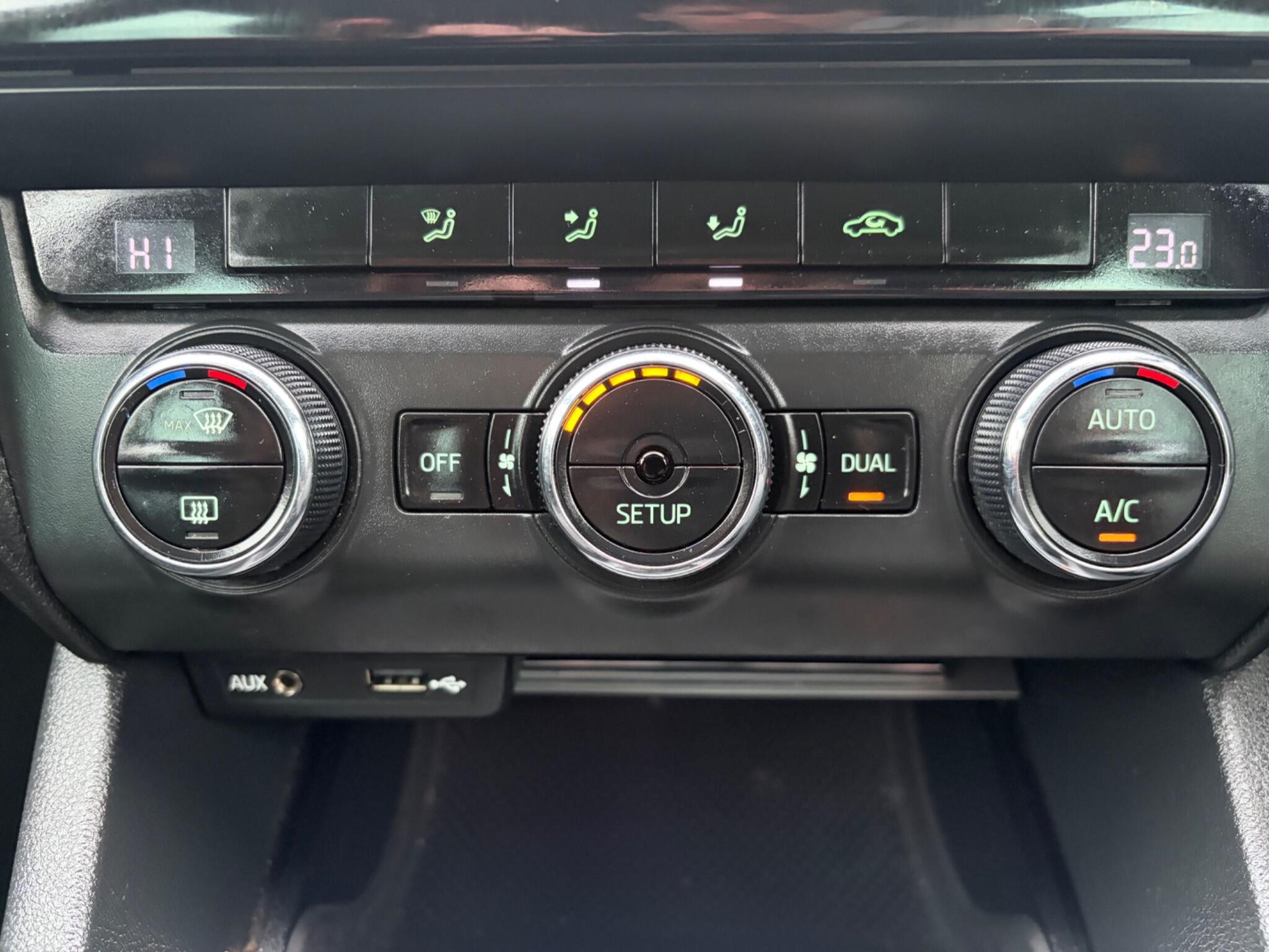 Skoda Octavia - Image 23