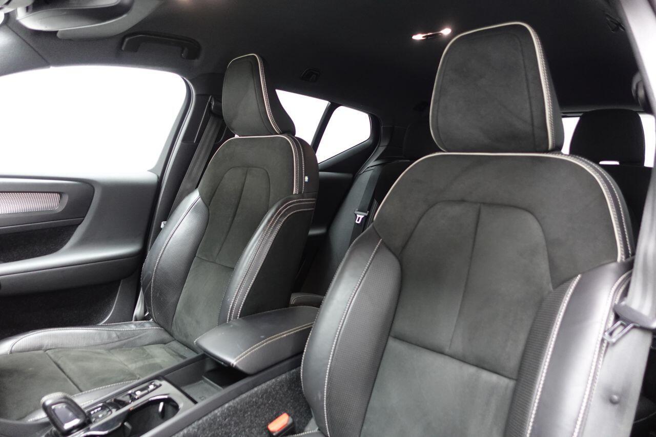 Volvo XC40 - Image 17