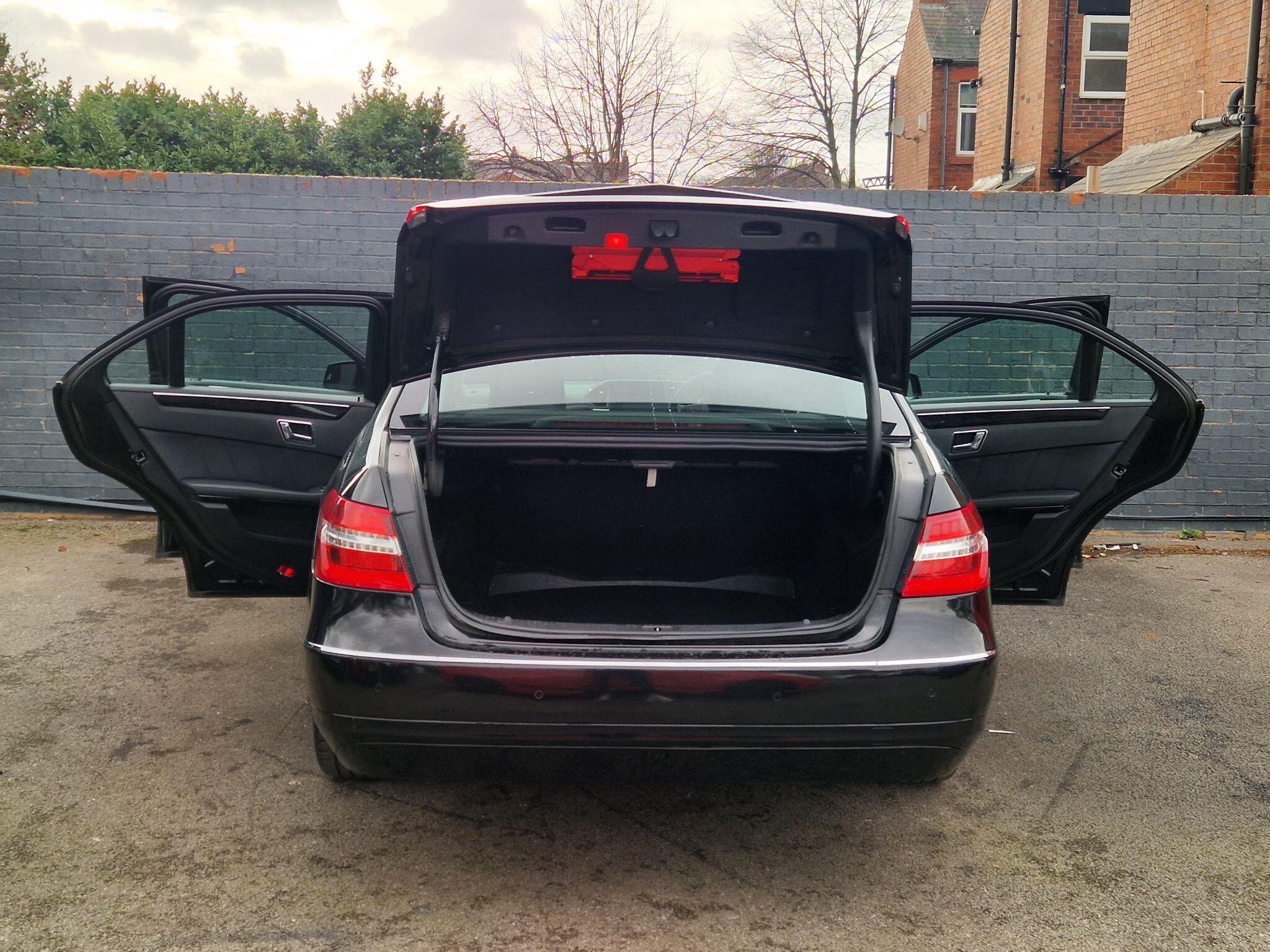 Mercedes E Class - Image 11