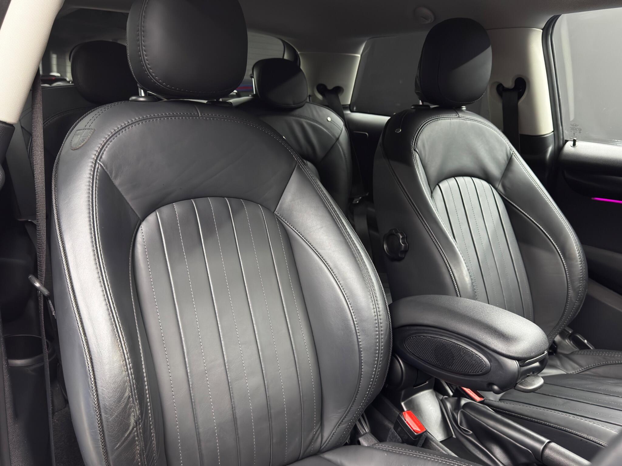 MINI Hatch - Image 12