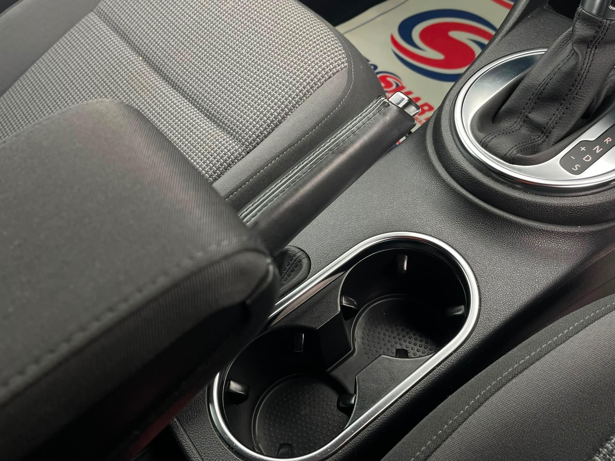 Volkswagen Beetle - Image 15