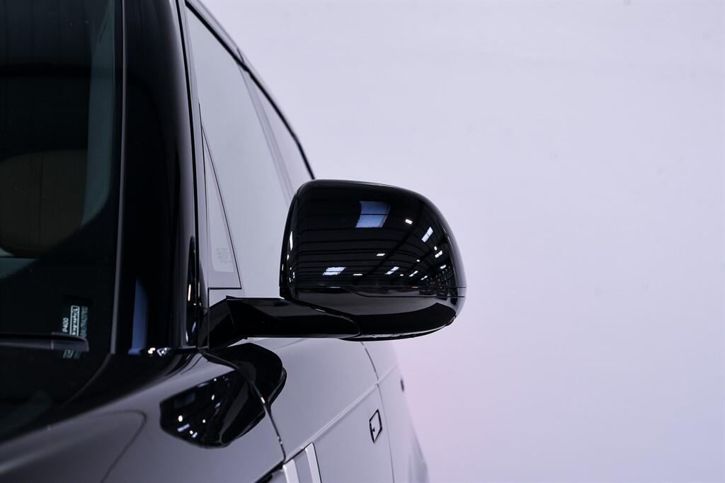 Land Rover Range Rover - Image 13