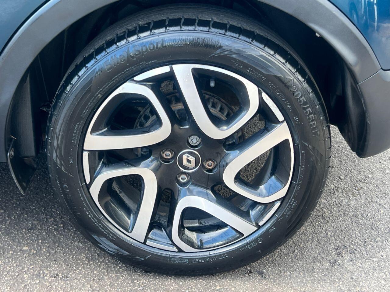 Renault Captur - Image 29