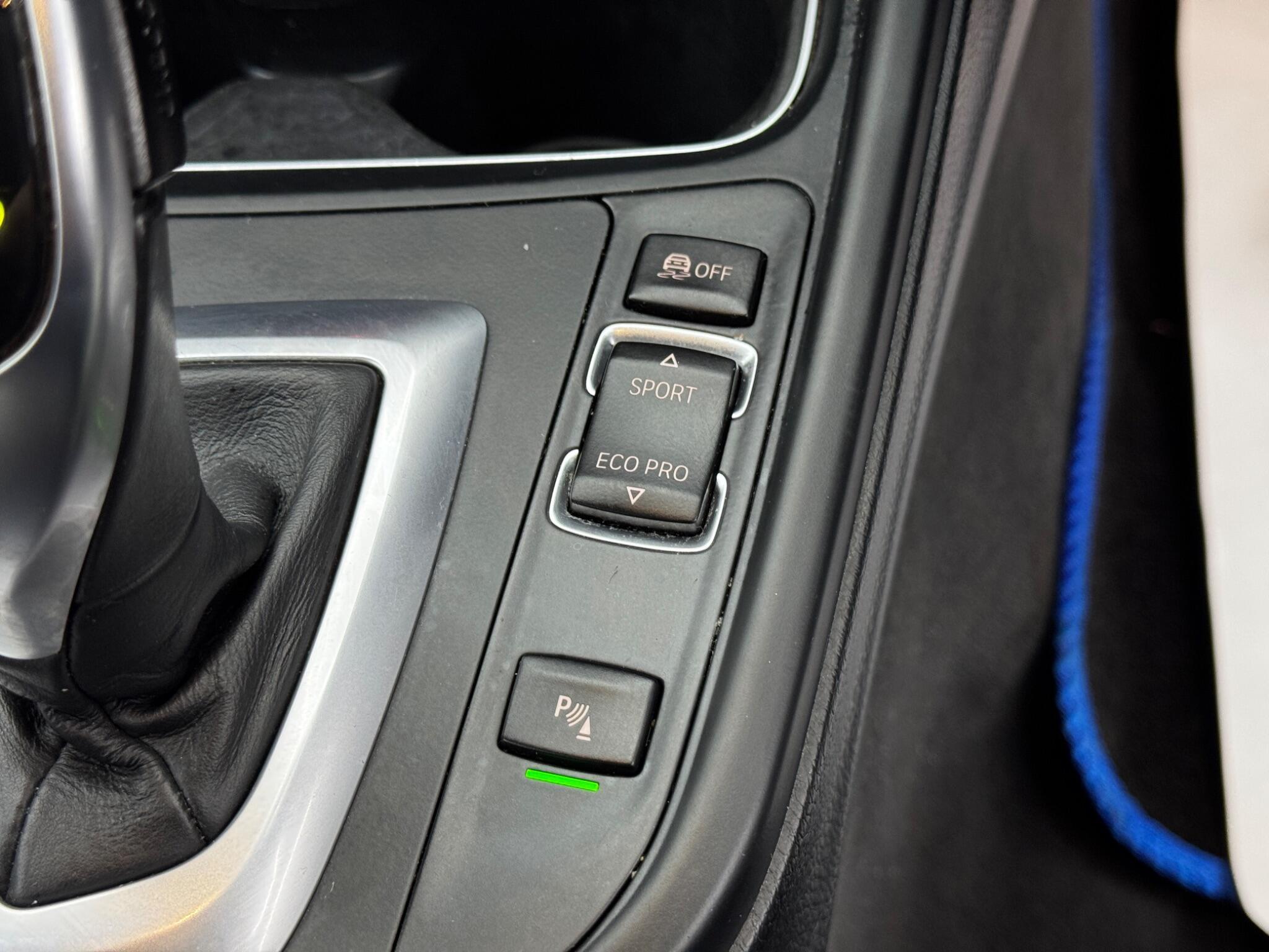 BMW 3 Series - Image 27