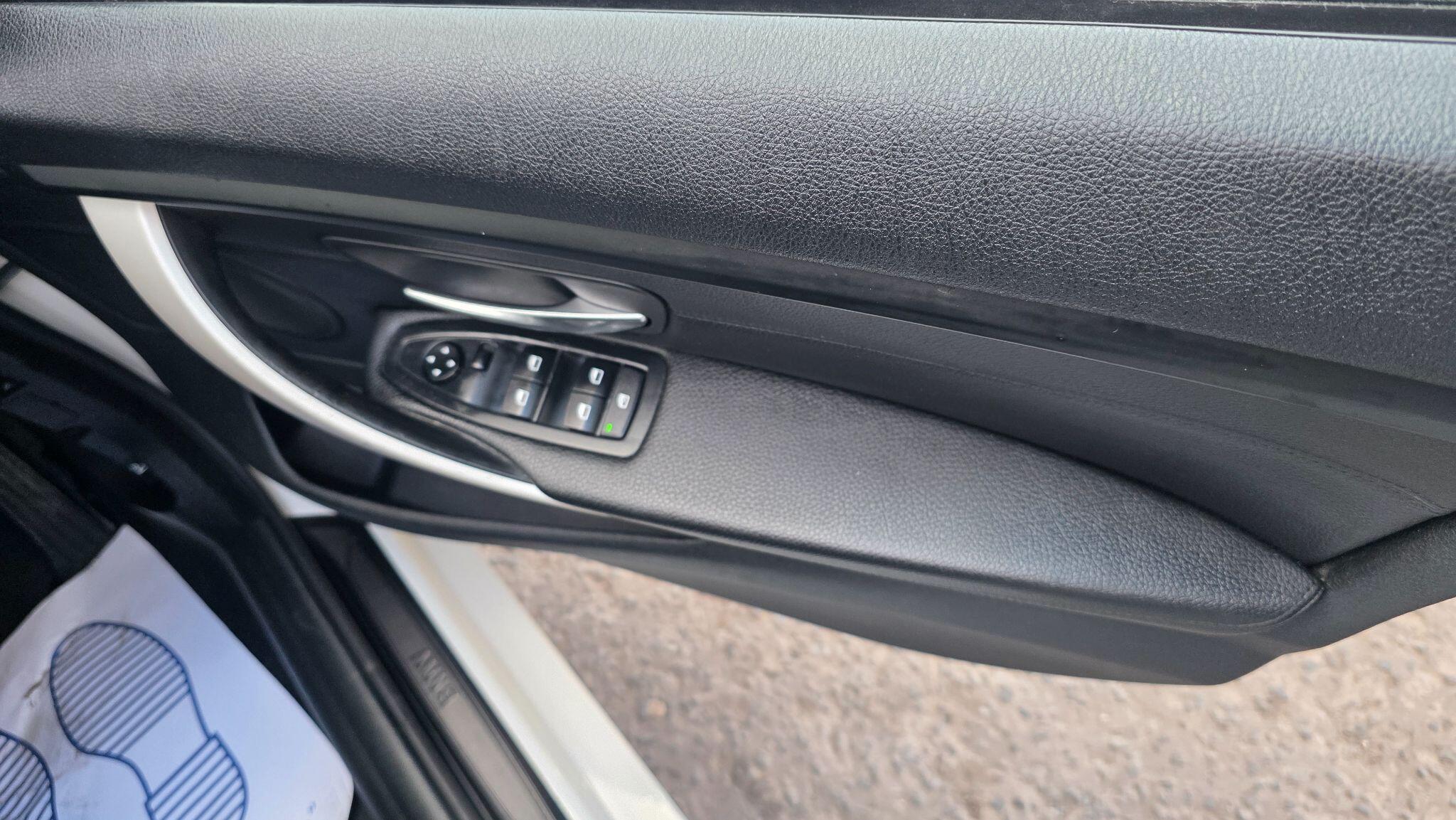 BMW 4 SERIES GRAN COUPE - Image 21