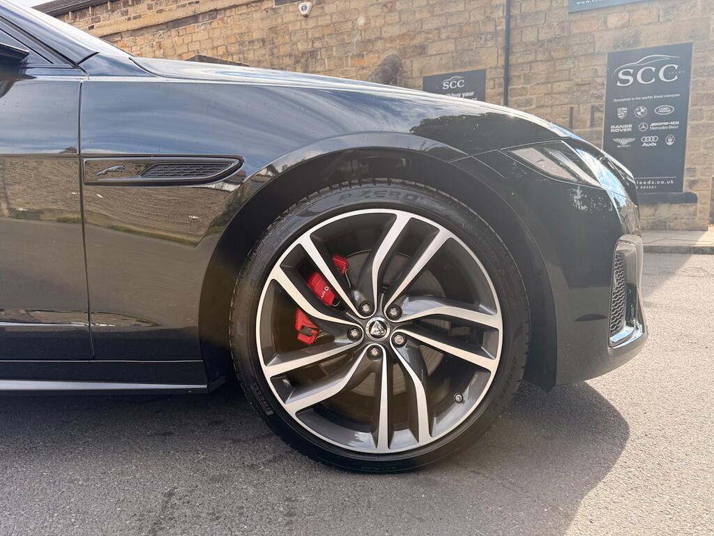 Jaguar XF - Image 12