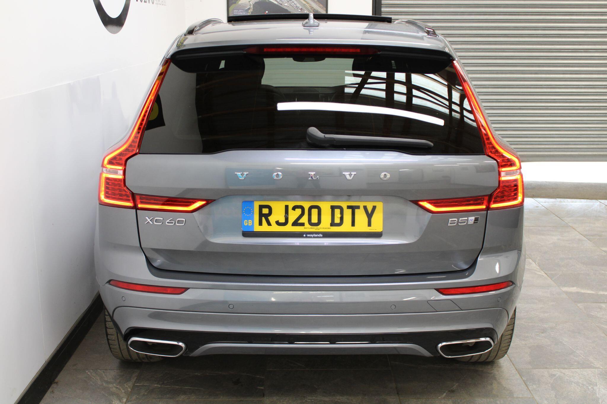 Volvo XC60 - Image 14