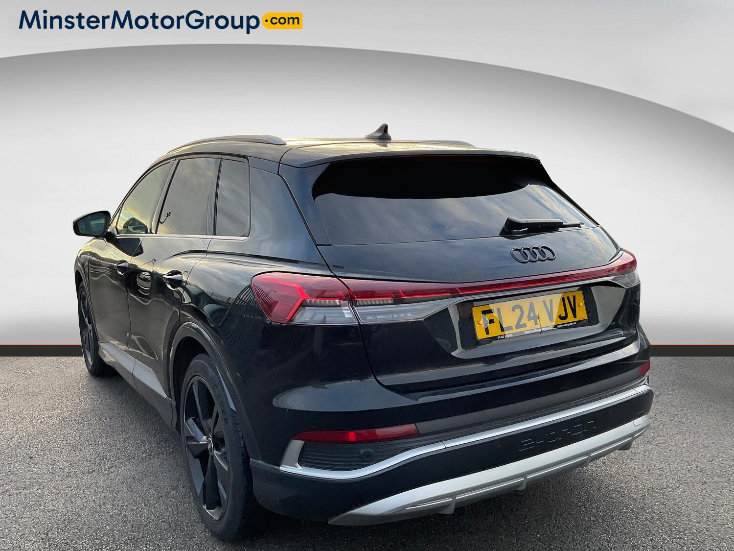 Audi Q4 E-Tron - Image 4