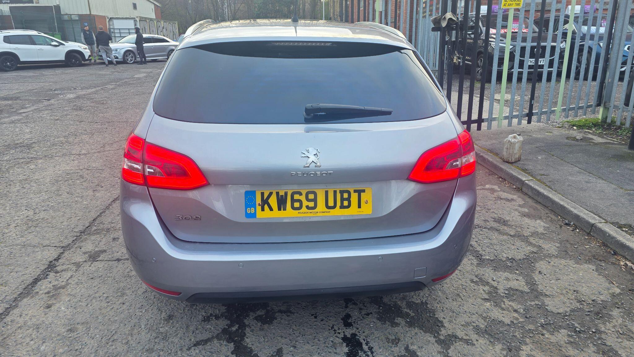 Peugeot 308 SW - Image 10