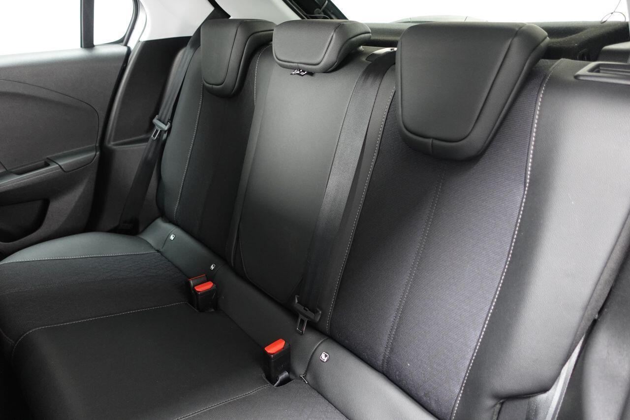 Vauxhall Corsa - Image 20