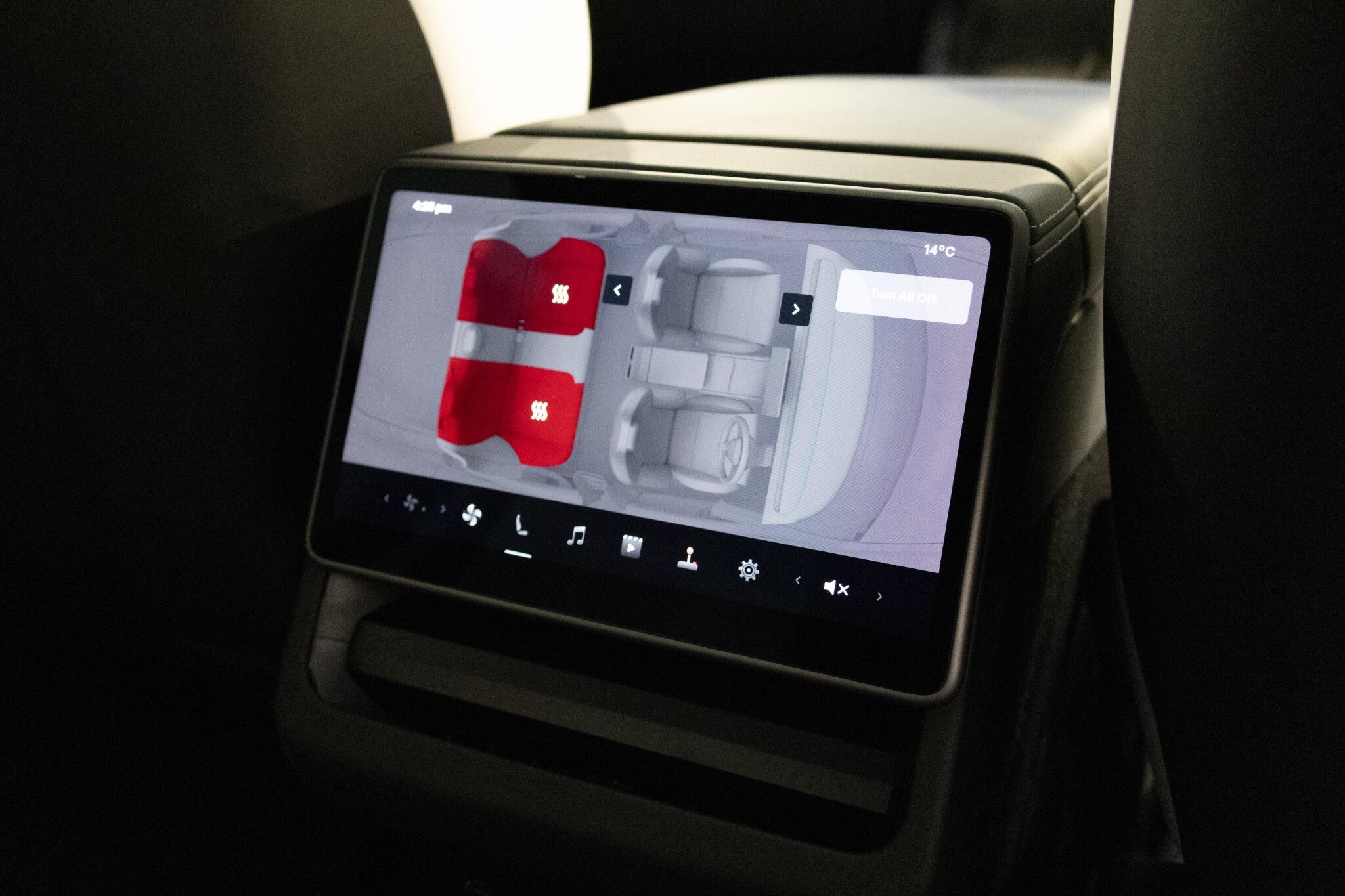 Tesla Model 3 - Image 20