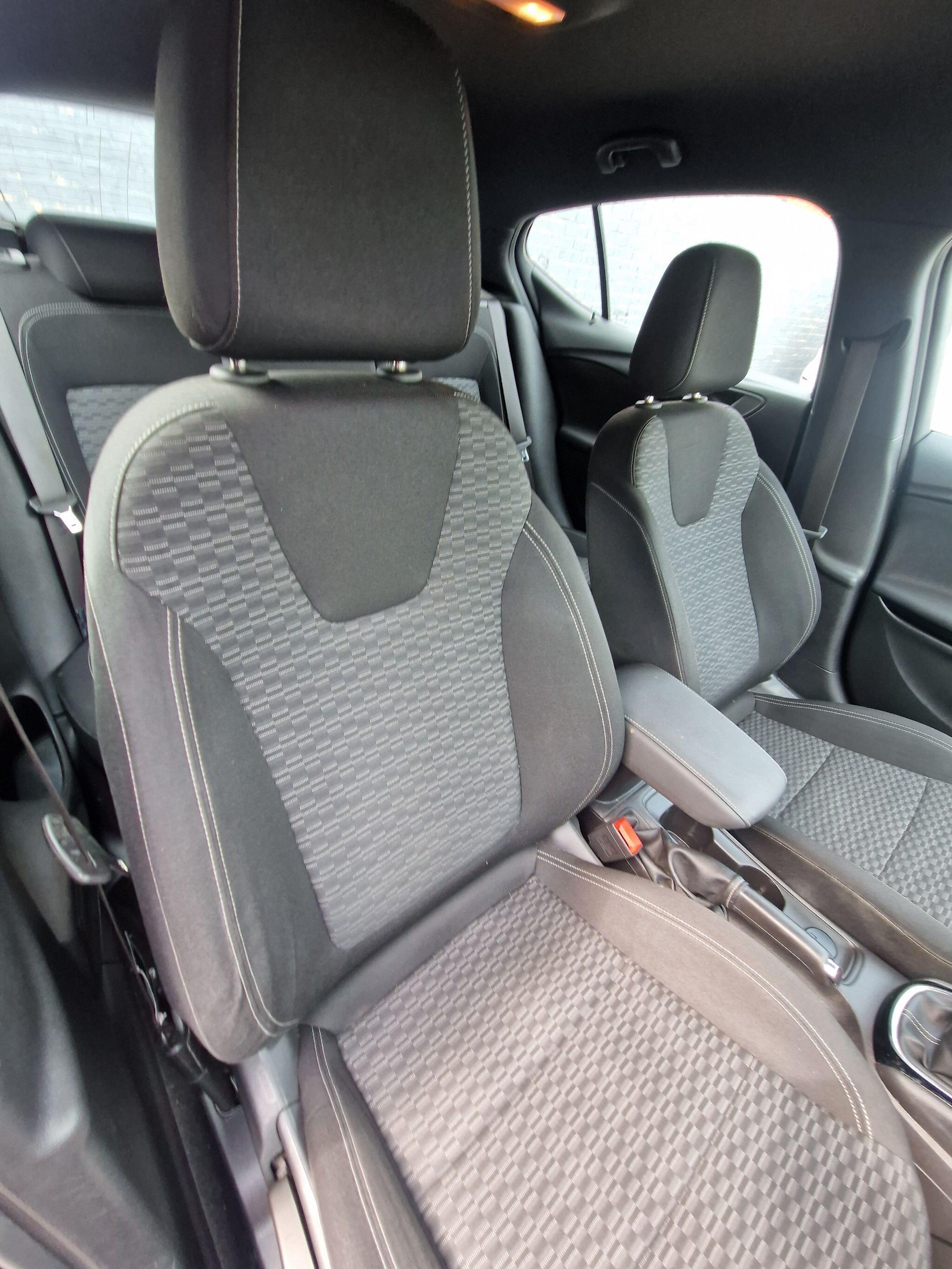 Vauxhall Astra - Image 28