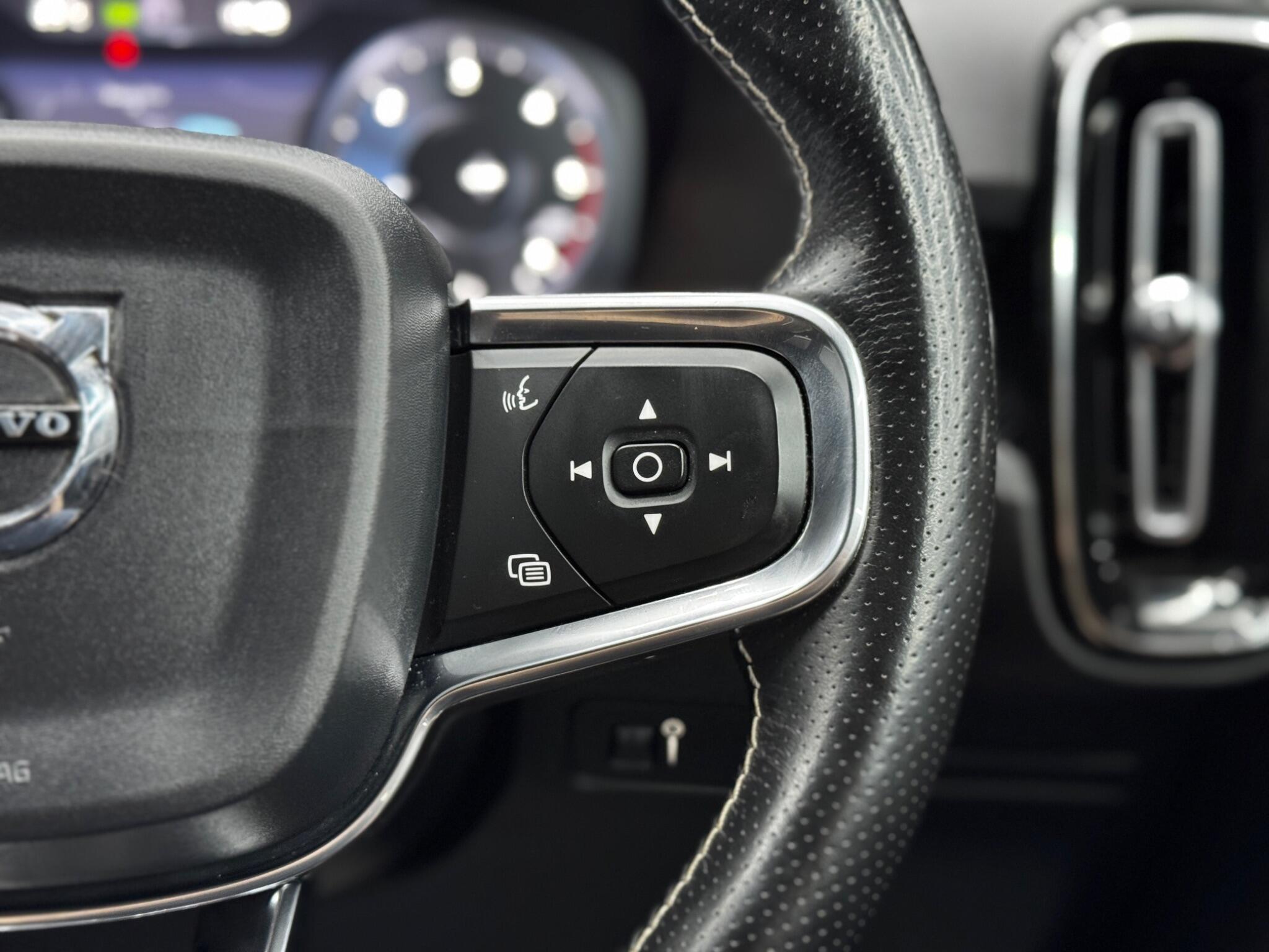 Volvo XC40 - Image 20