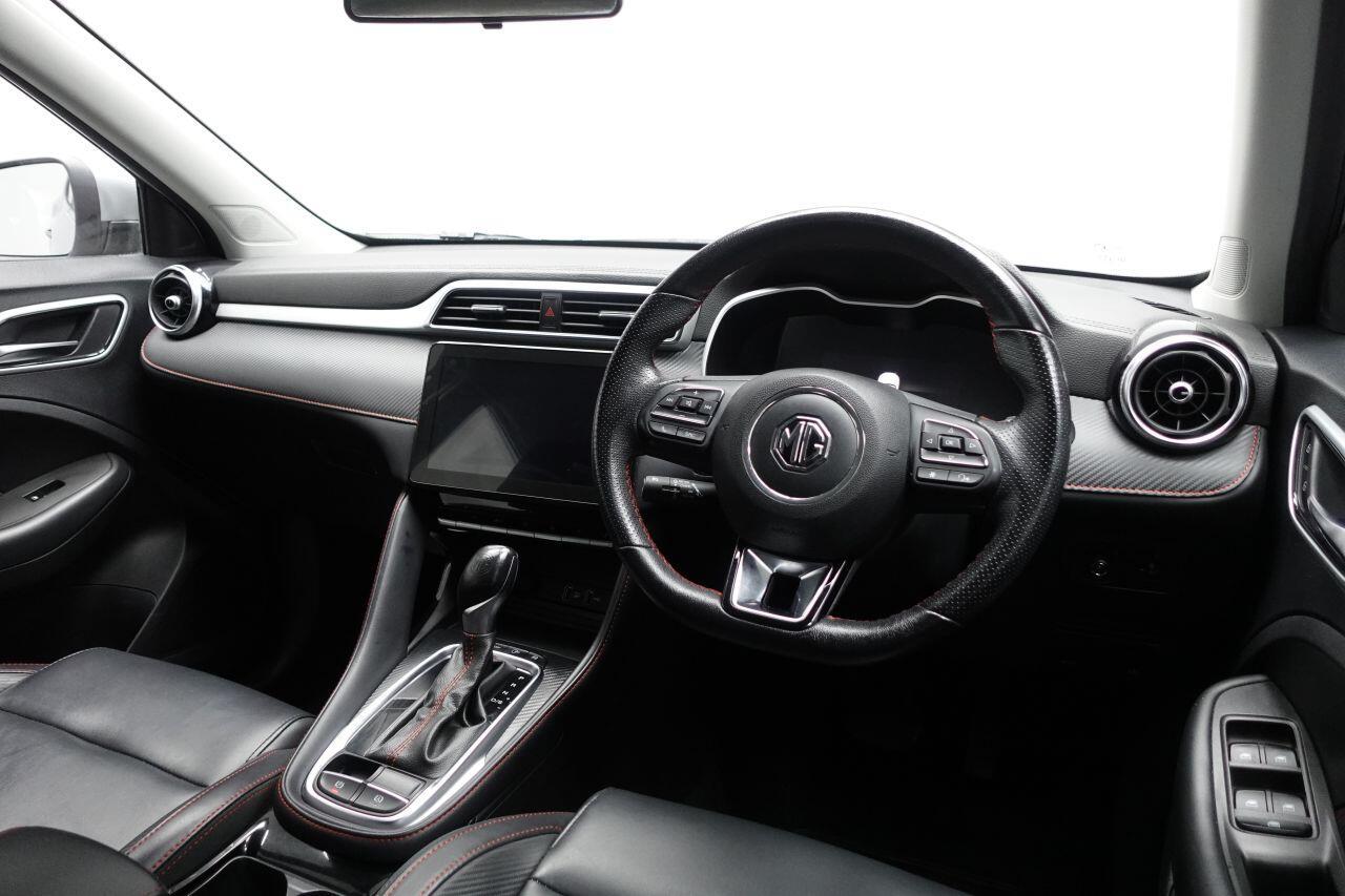 MG MG ZS - Image 15