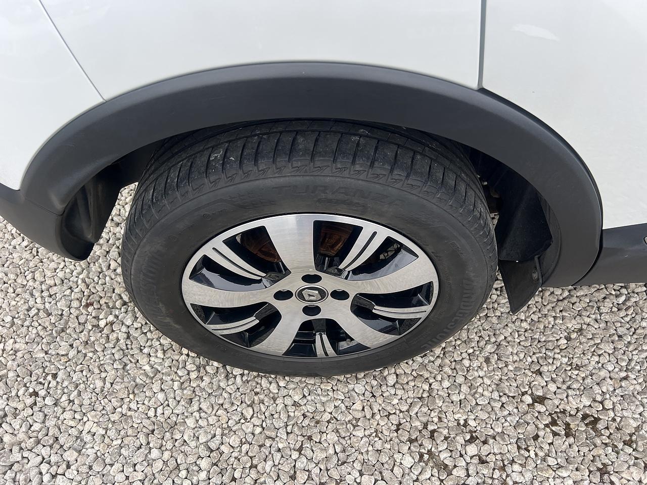 Renault Captur - Image 16