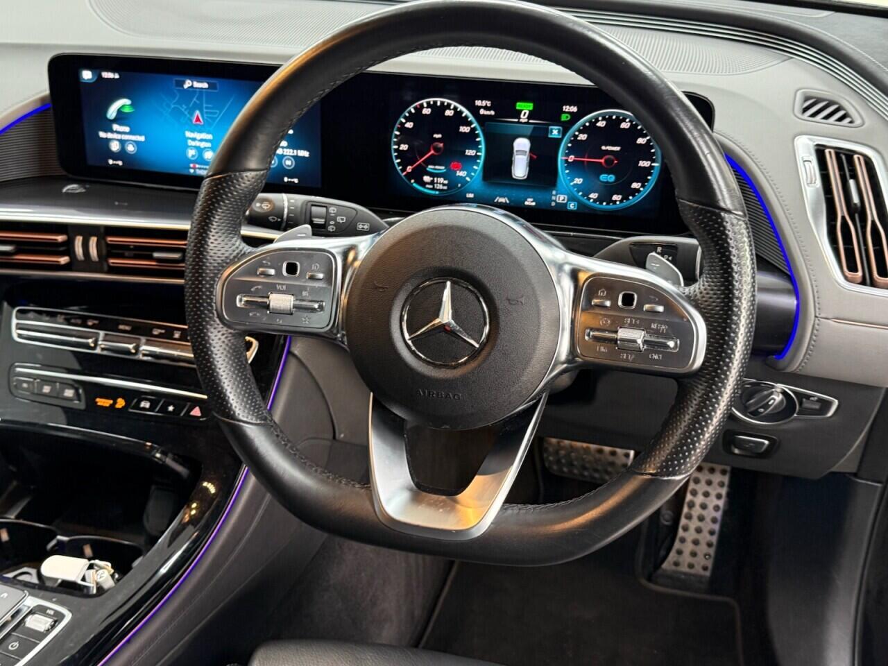 Mercedes Eqc - Image 16