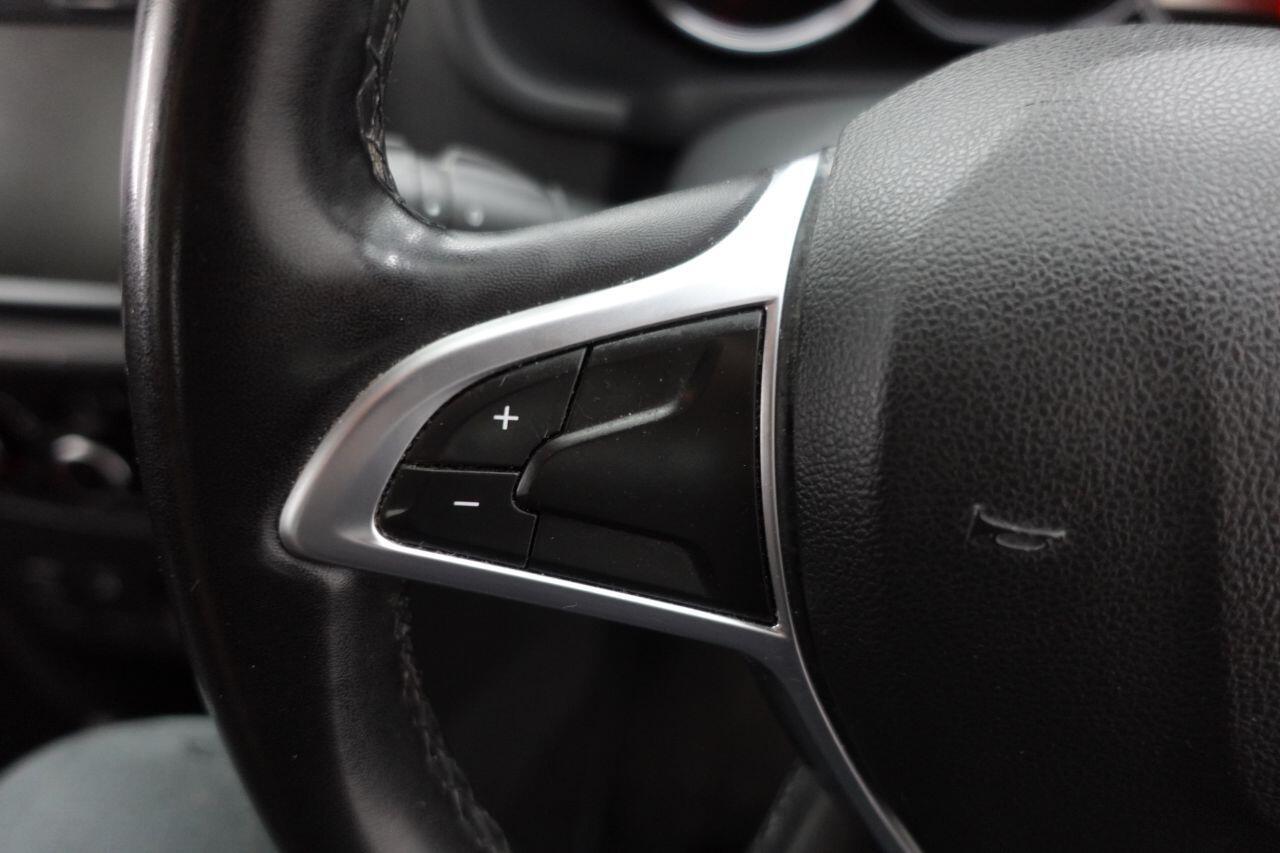 Dacia Sandero Stepway - Image 18