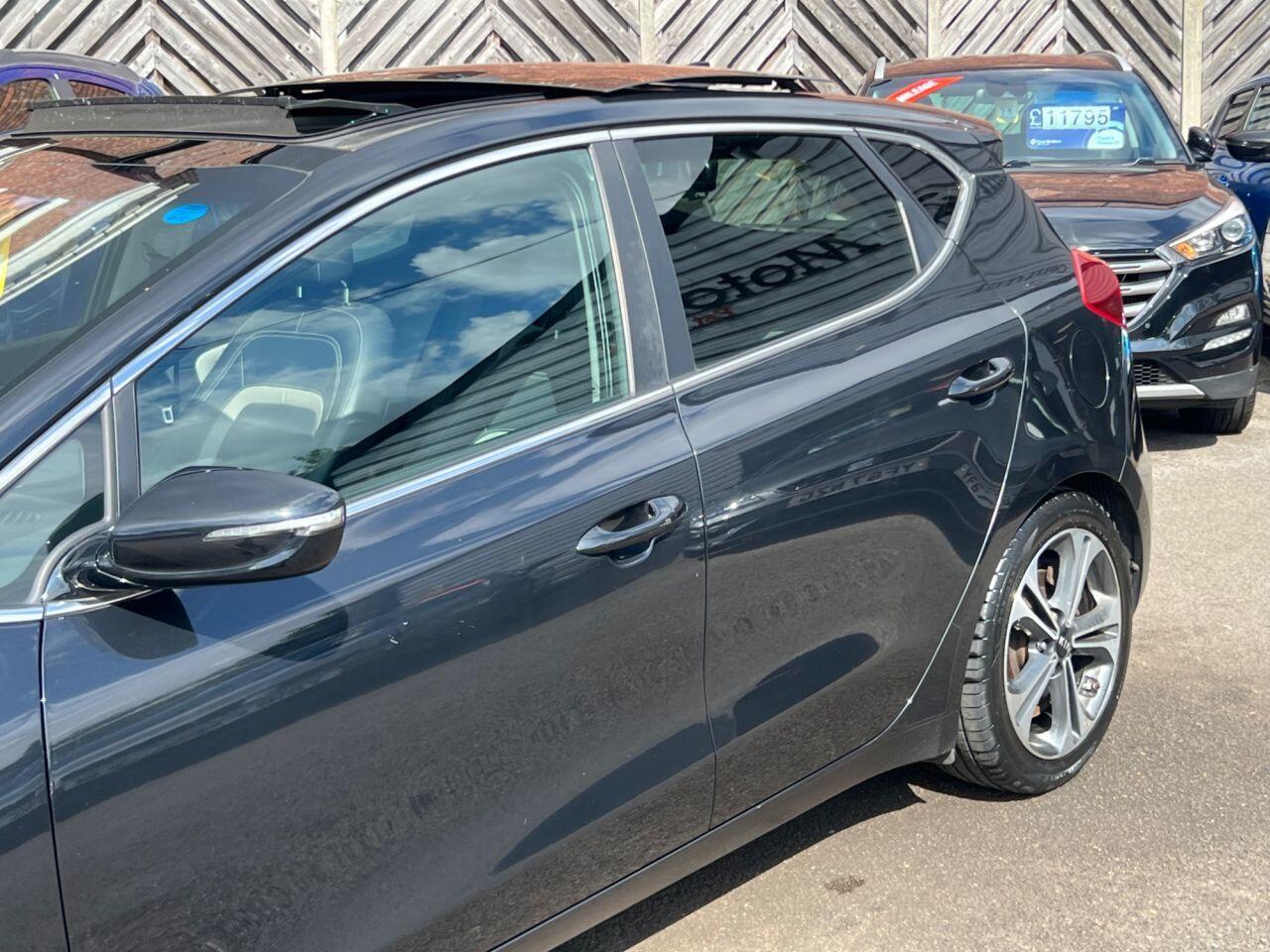 Kia ceed - Image 11