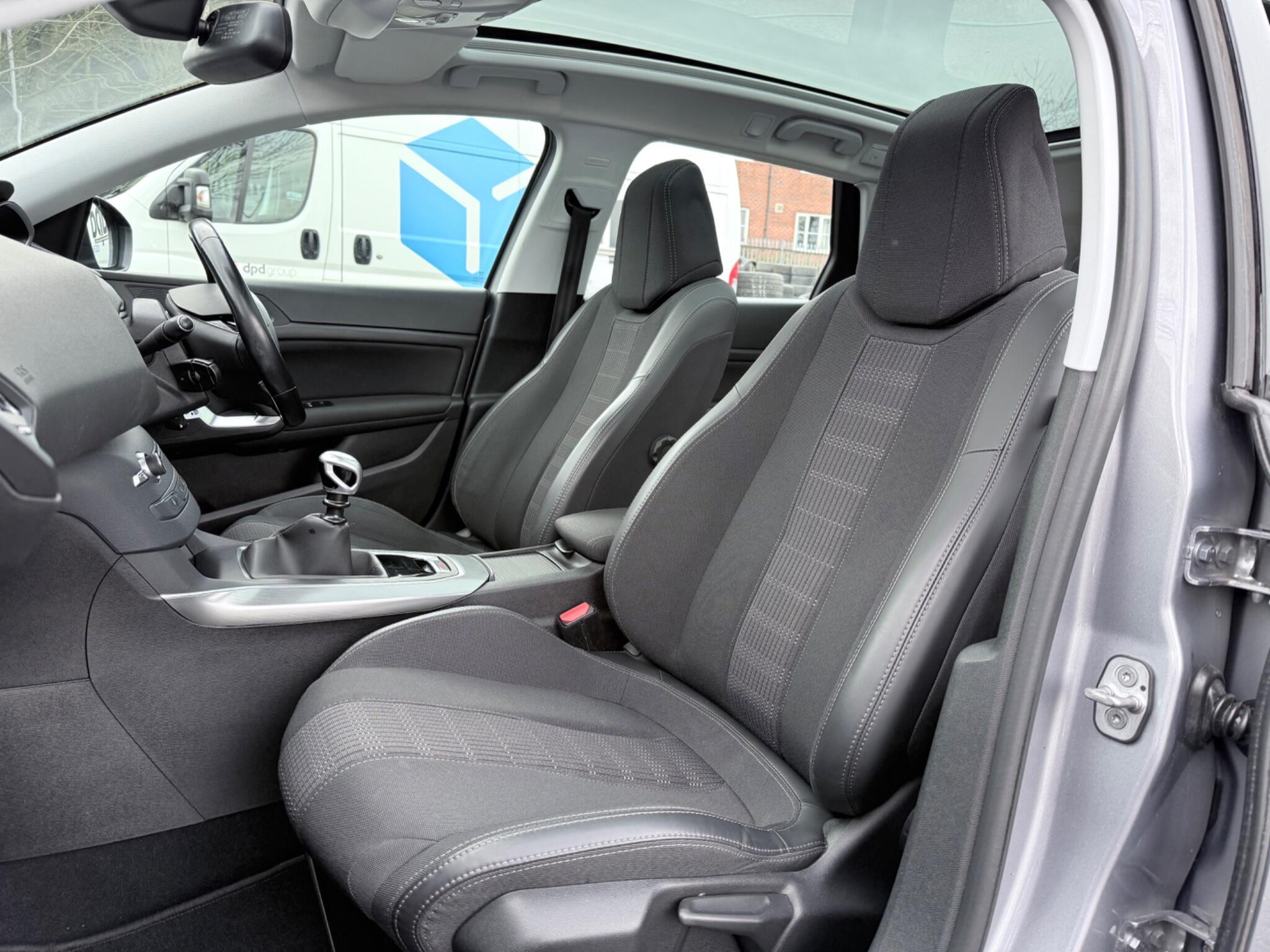 Peugeot 308 SW - Image 45