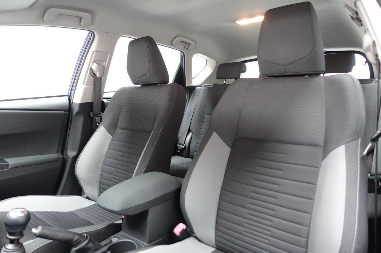 Toyota Auris - Image 17