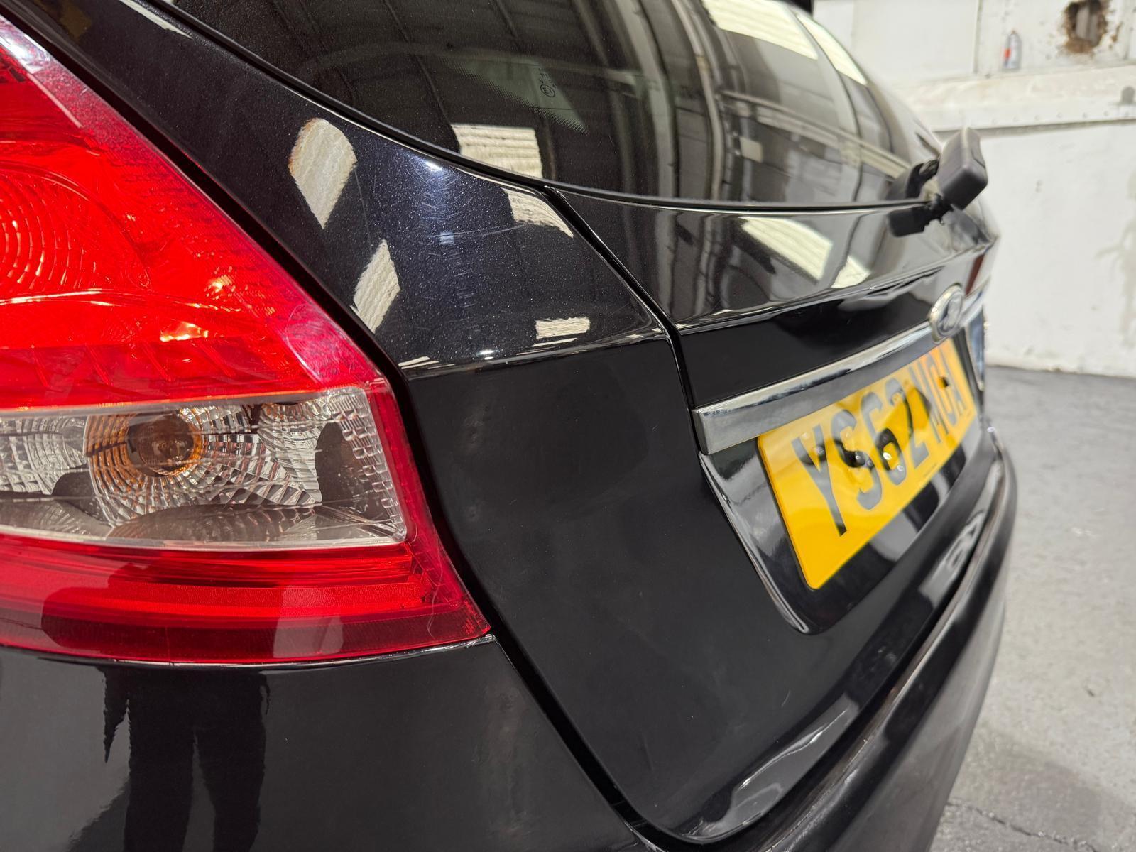 Ford Fiesta - Image 17