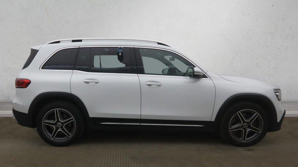 Mercedes-benz GLB - Image 8