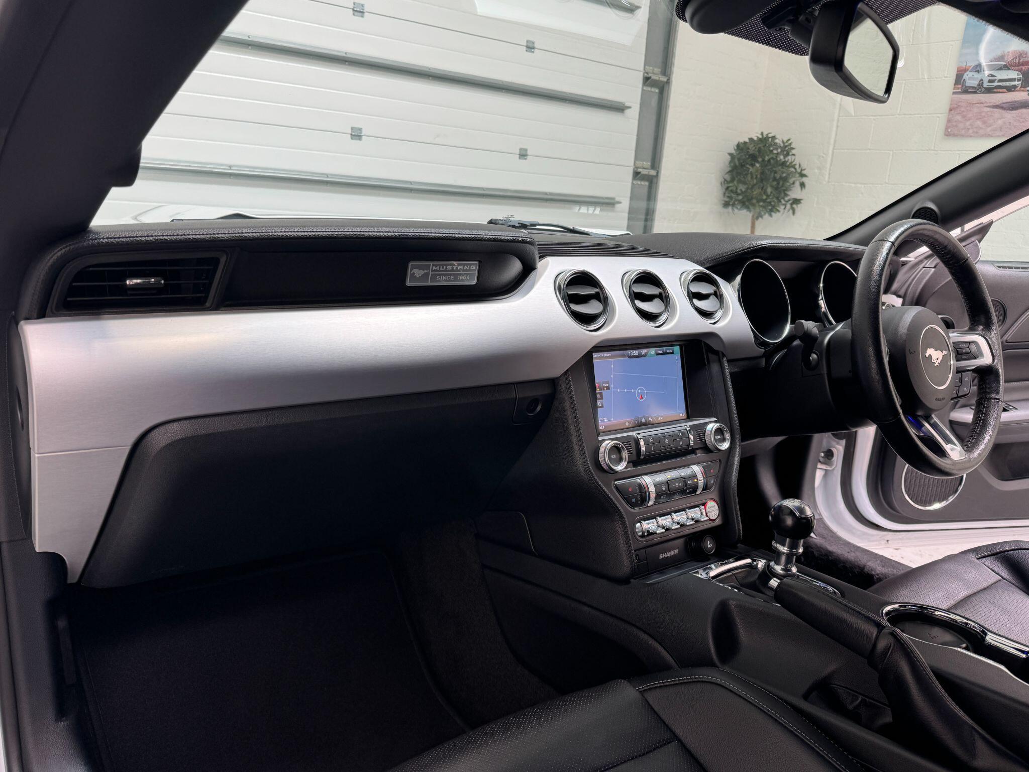 Ford Mustang - Image 20