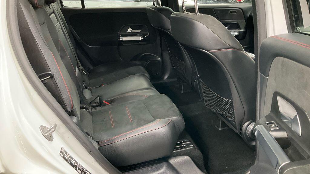 Mercedes-benz GLB - Image 3
