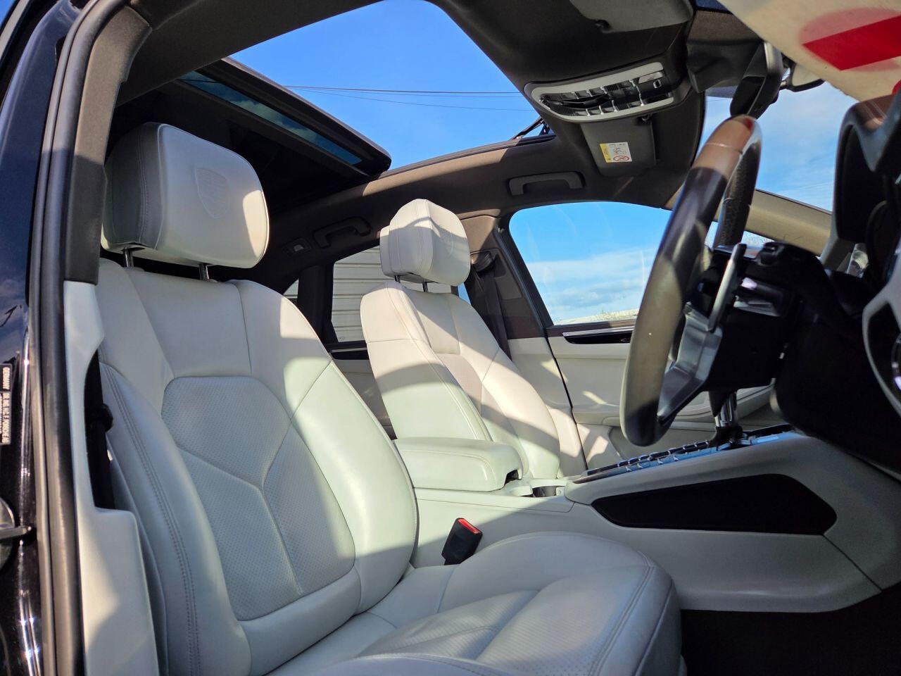 Porsche Macan - Image 19