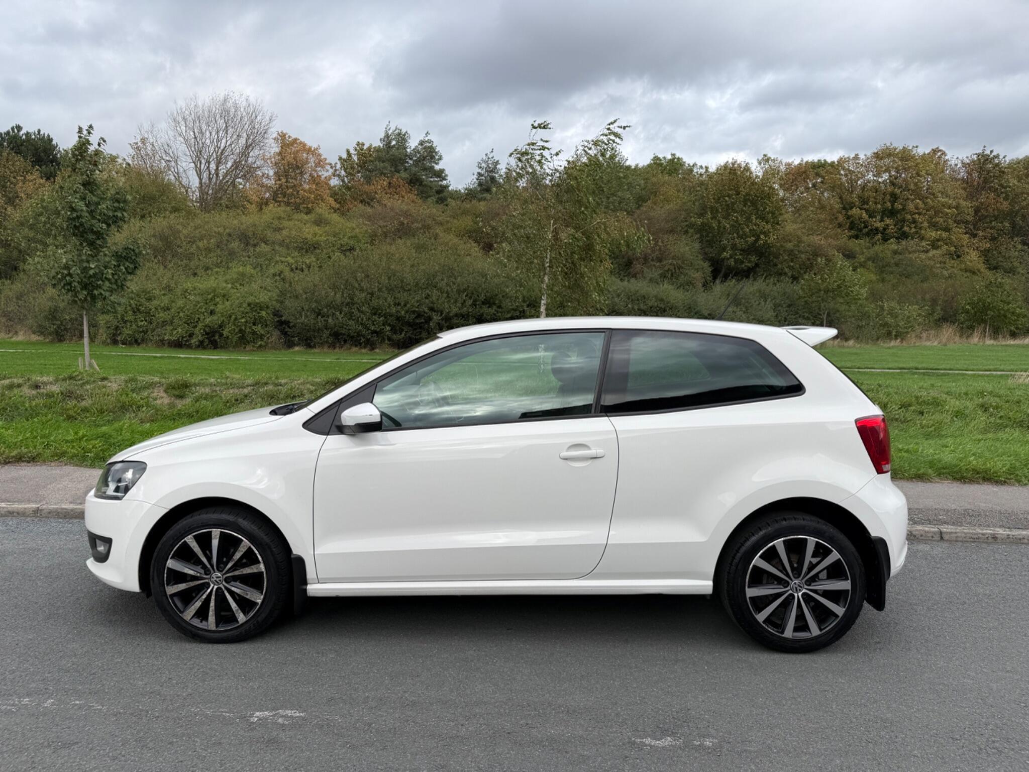 Volkswagen Polo - Image 5
