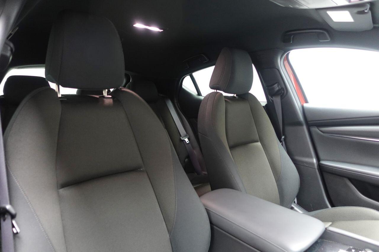 Mazda MAZDA3 - Image 3